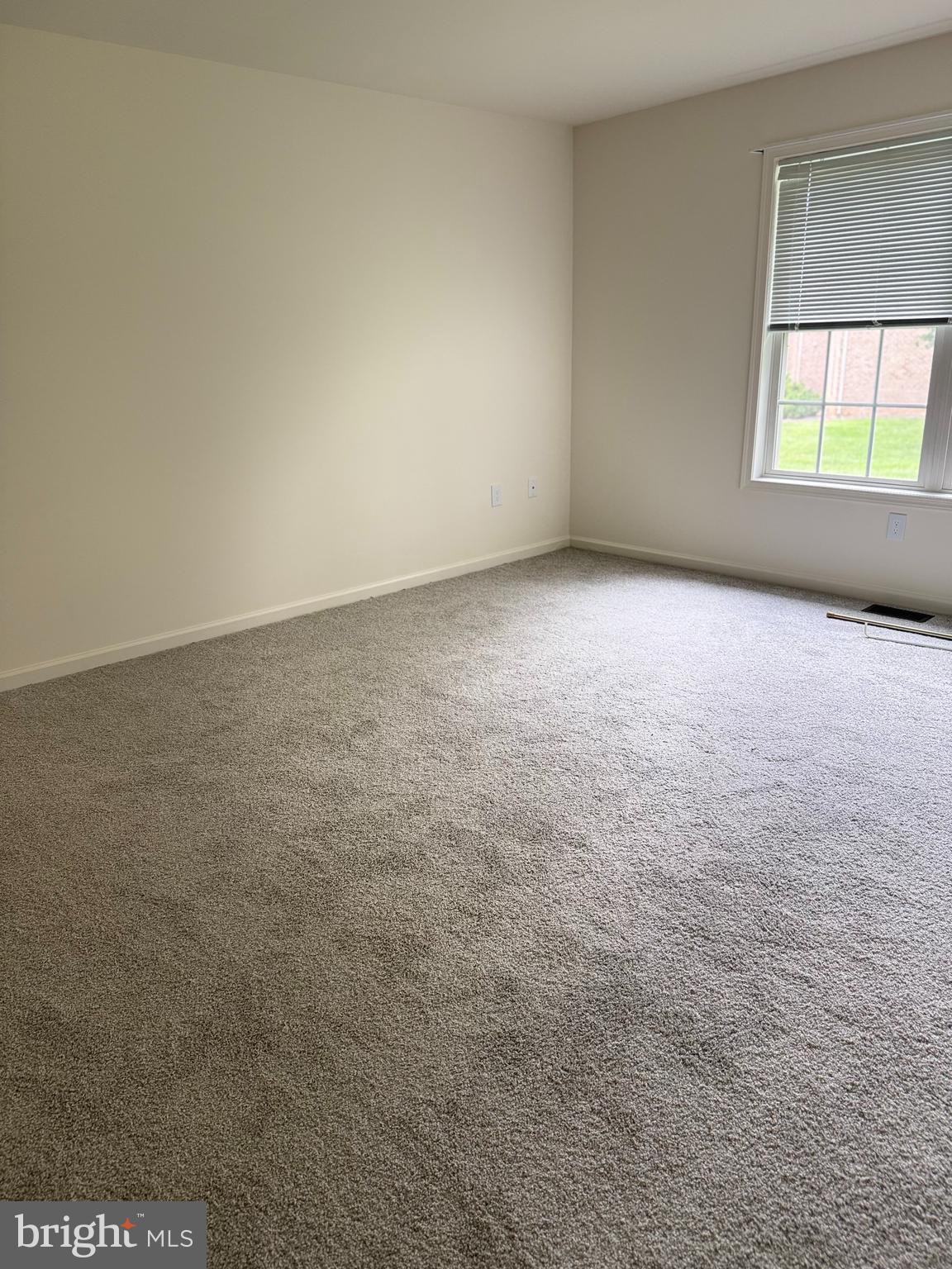 KINGS CREST - Residential Lease