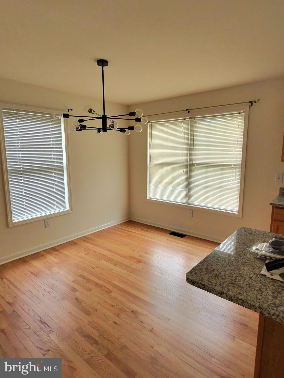 KINGS CREST - Residential Lease