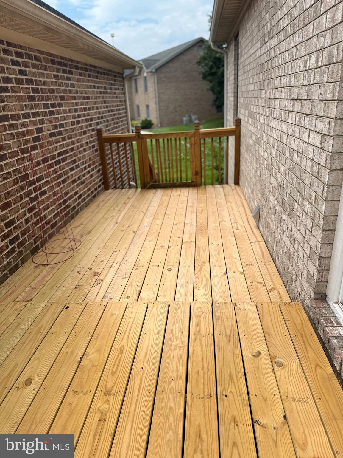 KINGS CREST - Residential Lease