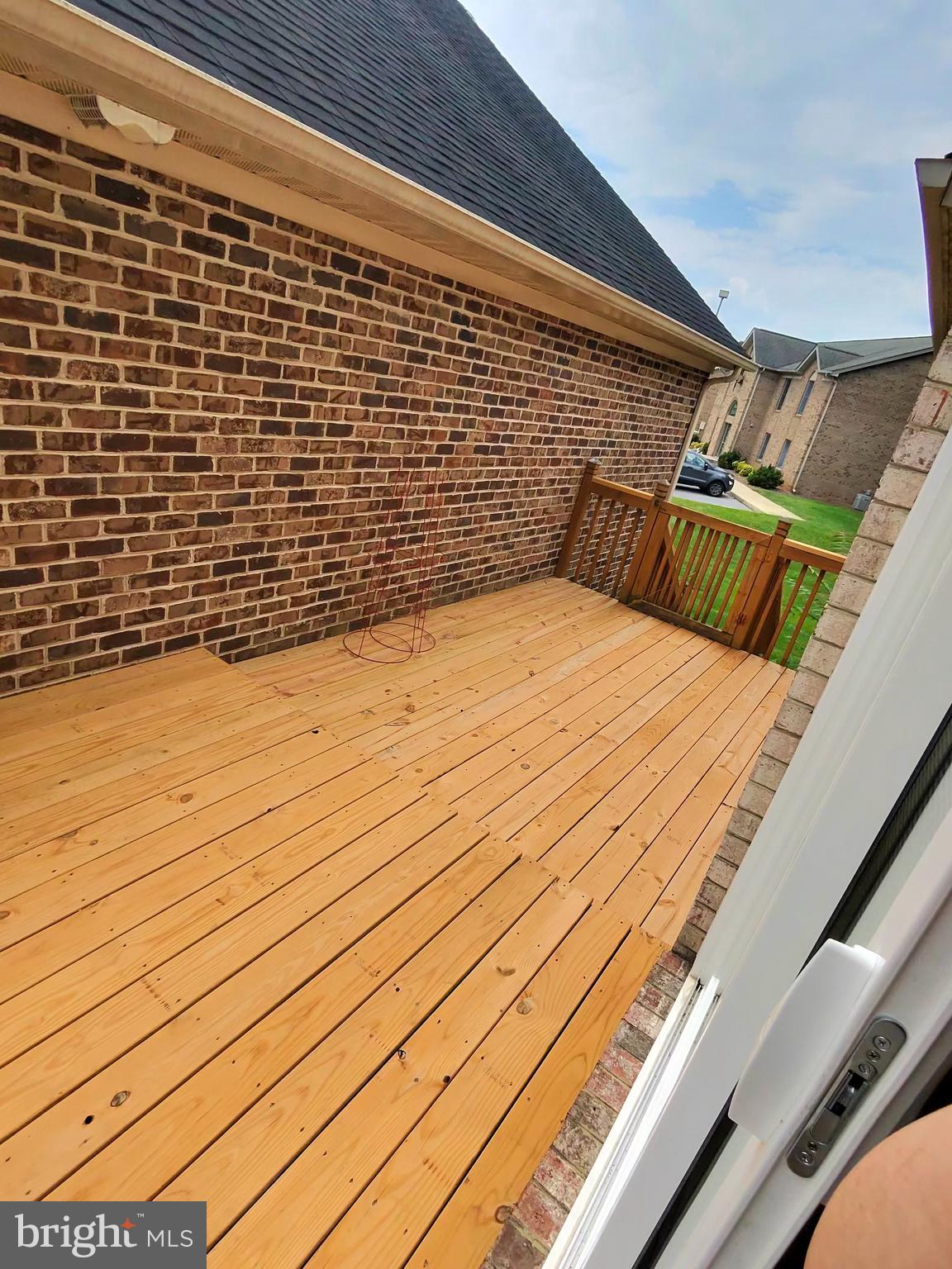 KINGS CREST - Residential Lease