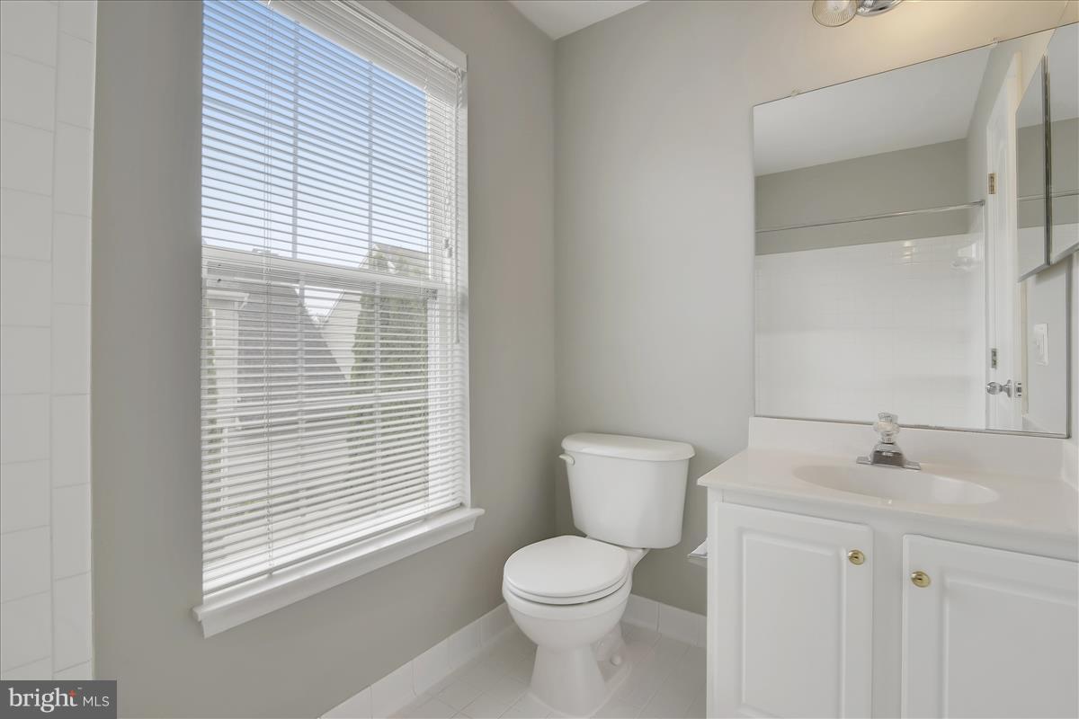 RIDGES AT ASHBURN - Residential