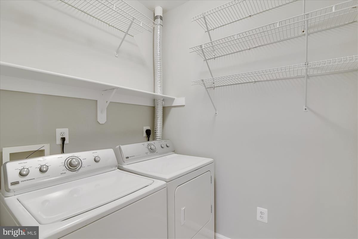 RIDGES AT ASHBURN - Residential