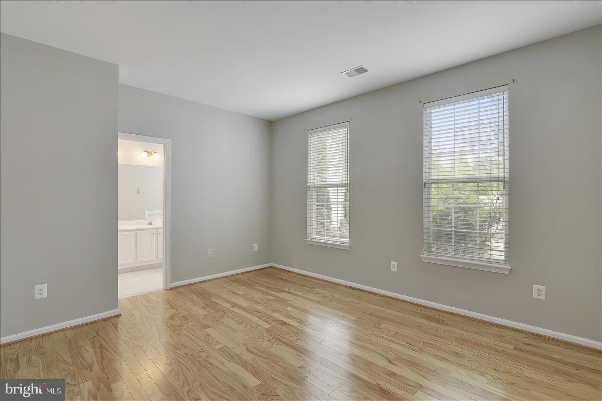 RIDGES AT ASHBURN - Residential