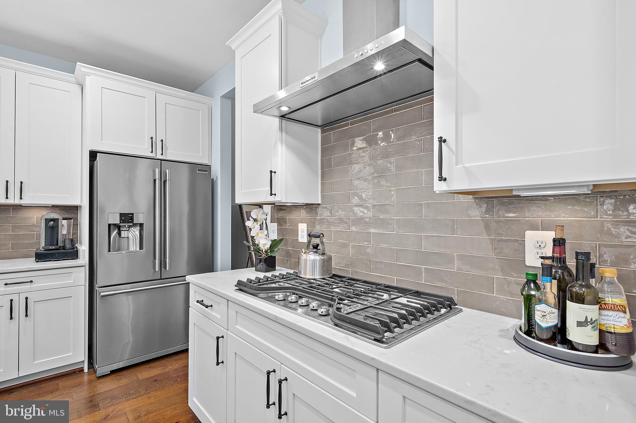 GLEN RIDDLE - Residential