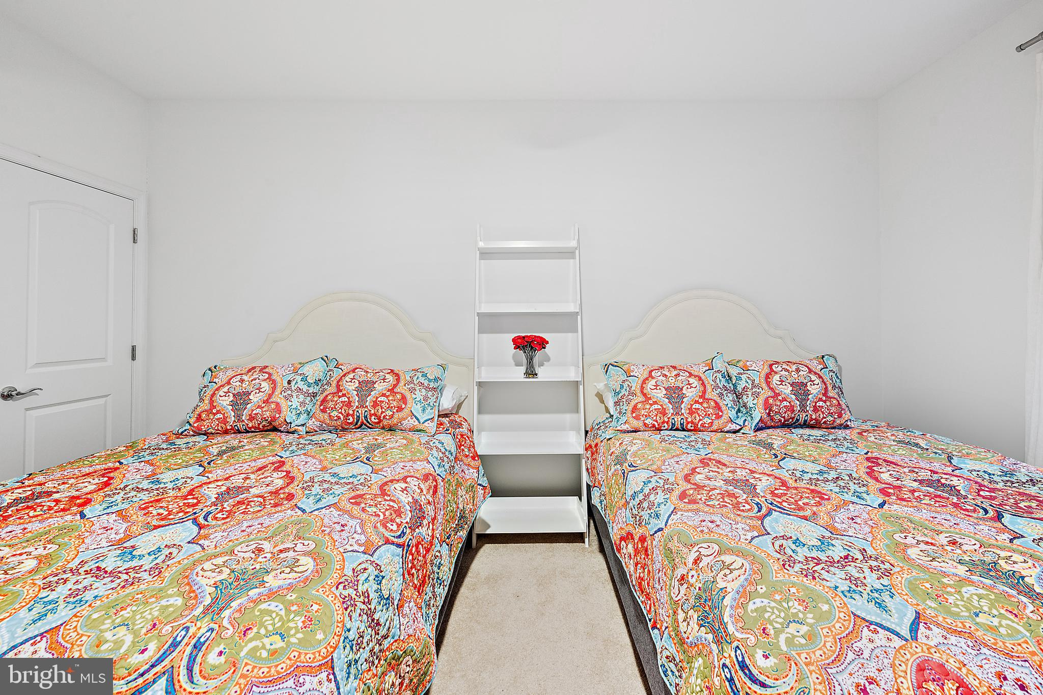 GLEN RIDDLE - Residential