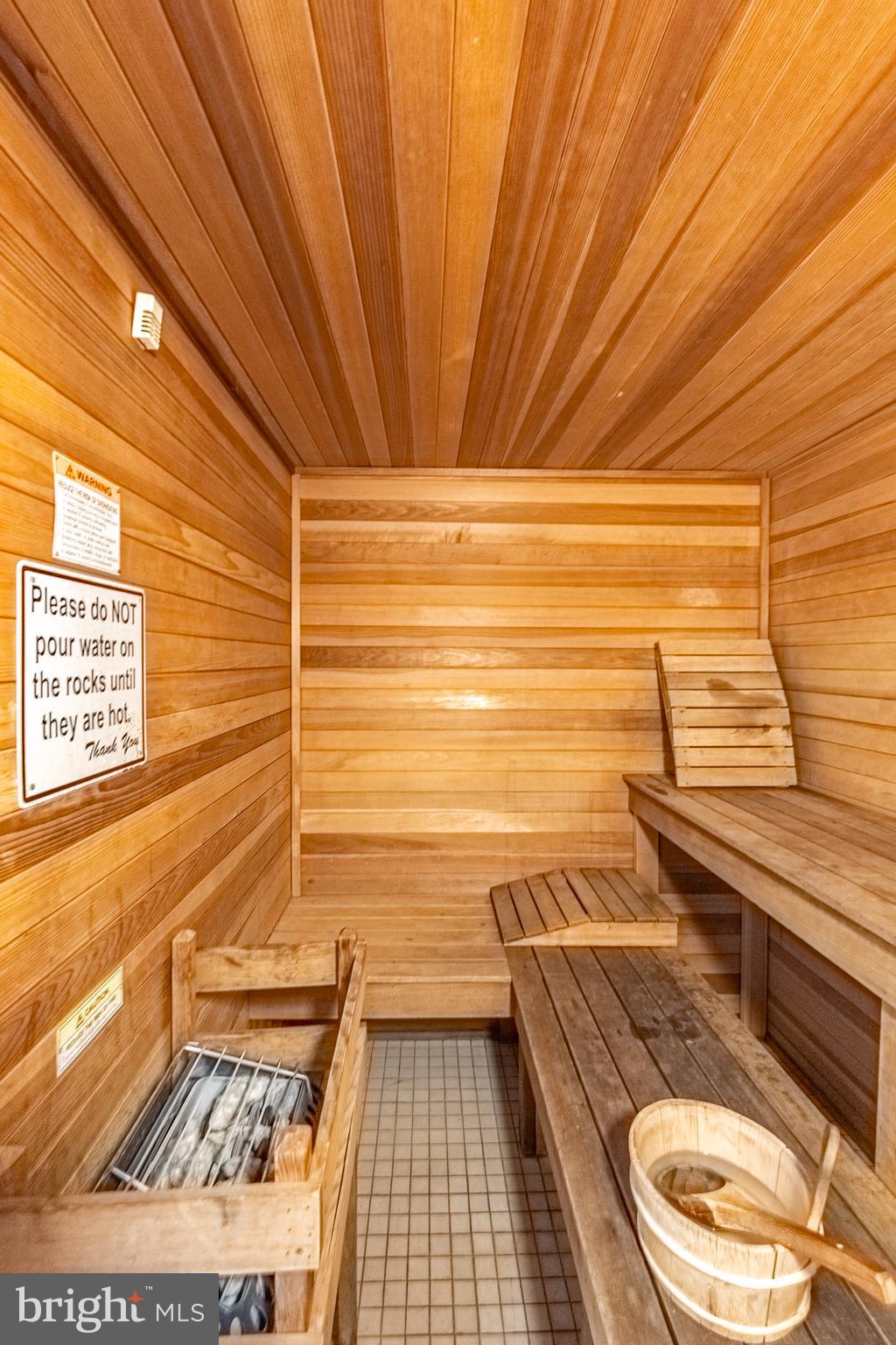 GLEN RIDDLE - Residential