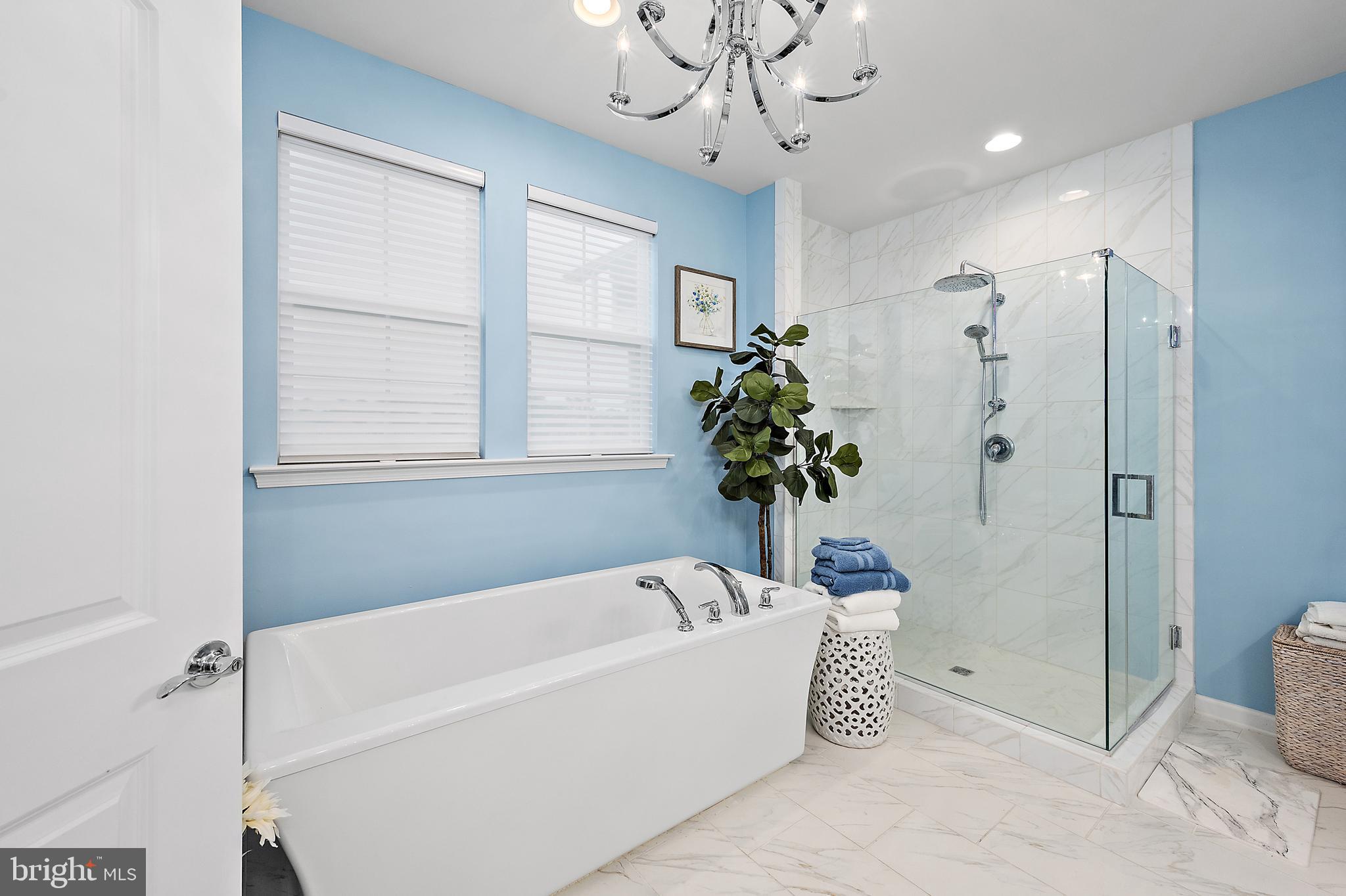 GLEN RIDDLE - Residential