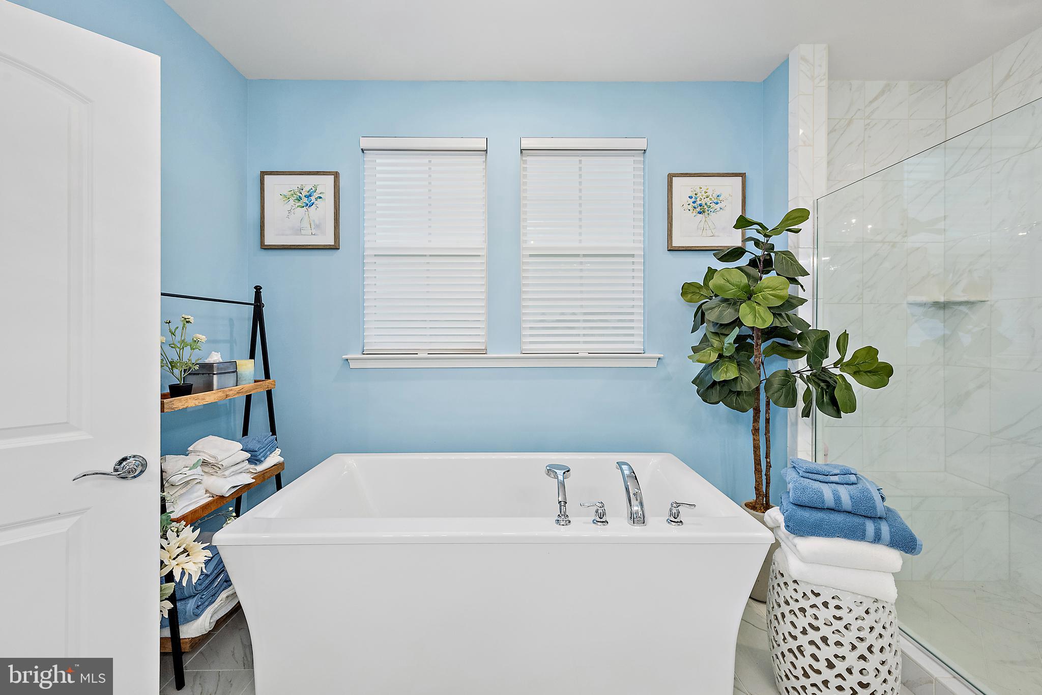 GLEN RIDDLE - Residential