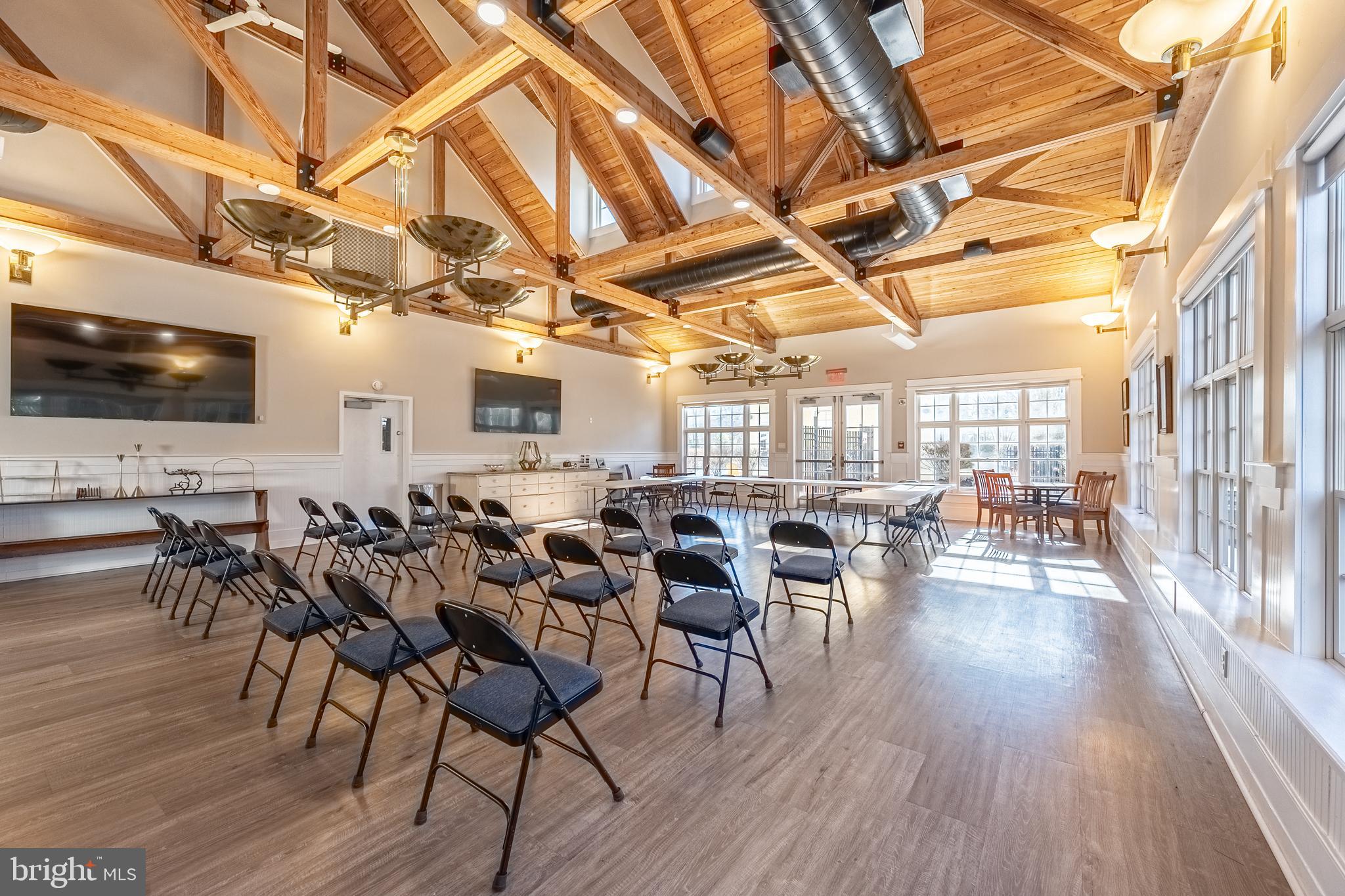 GLEN RIDDLE - Residential