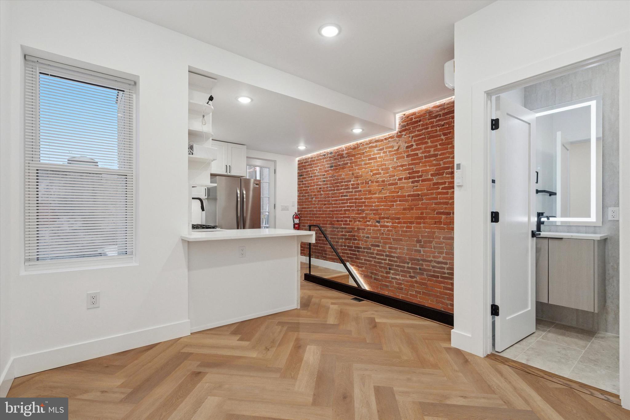 NEWBOLD - Residential Lease