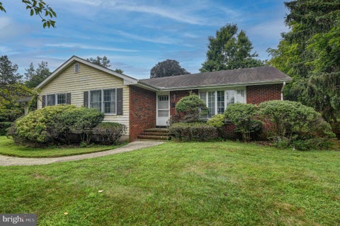 Photo of 19 Crown Road, TRENTON, NJ 08638 (MLS # NJME2082372)