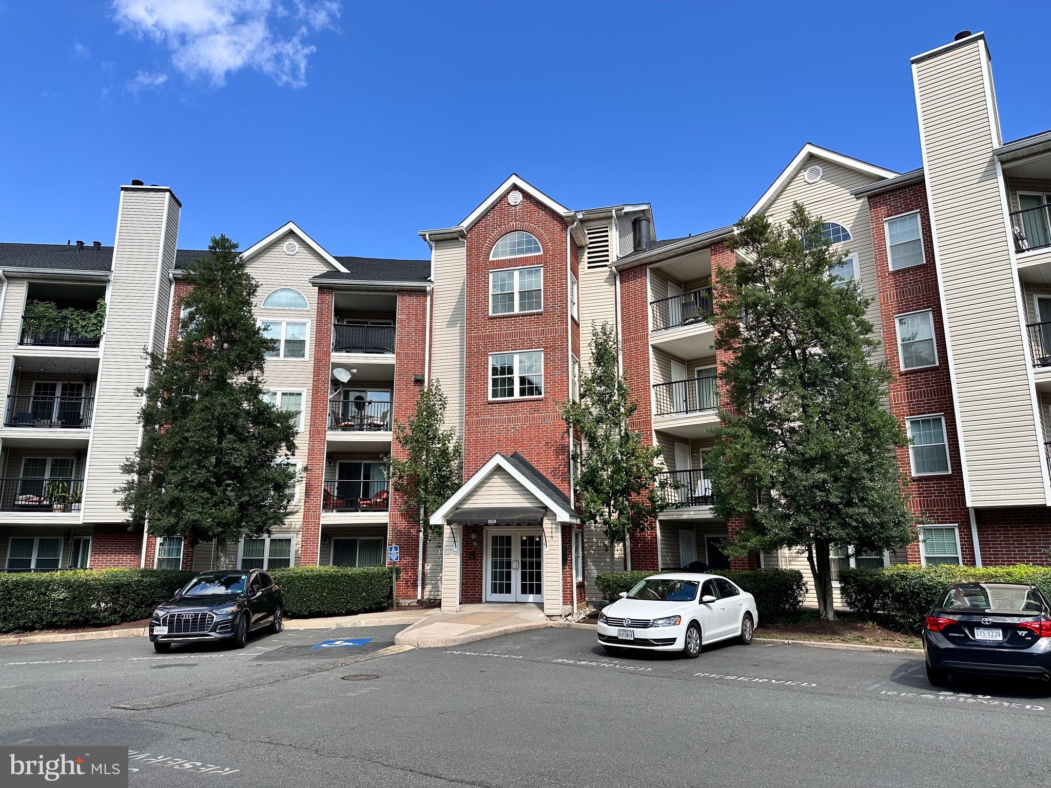 3313 WYNDHAM CIRCLE 3209