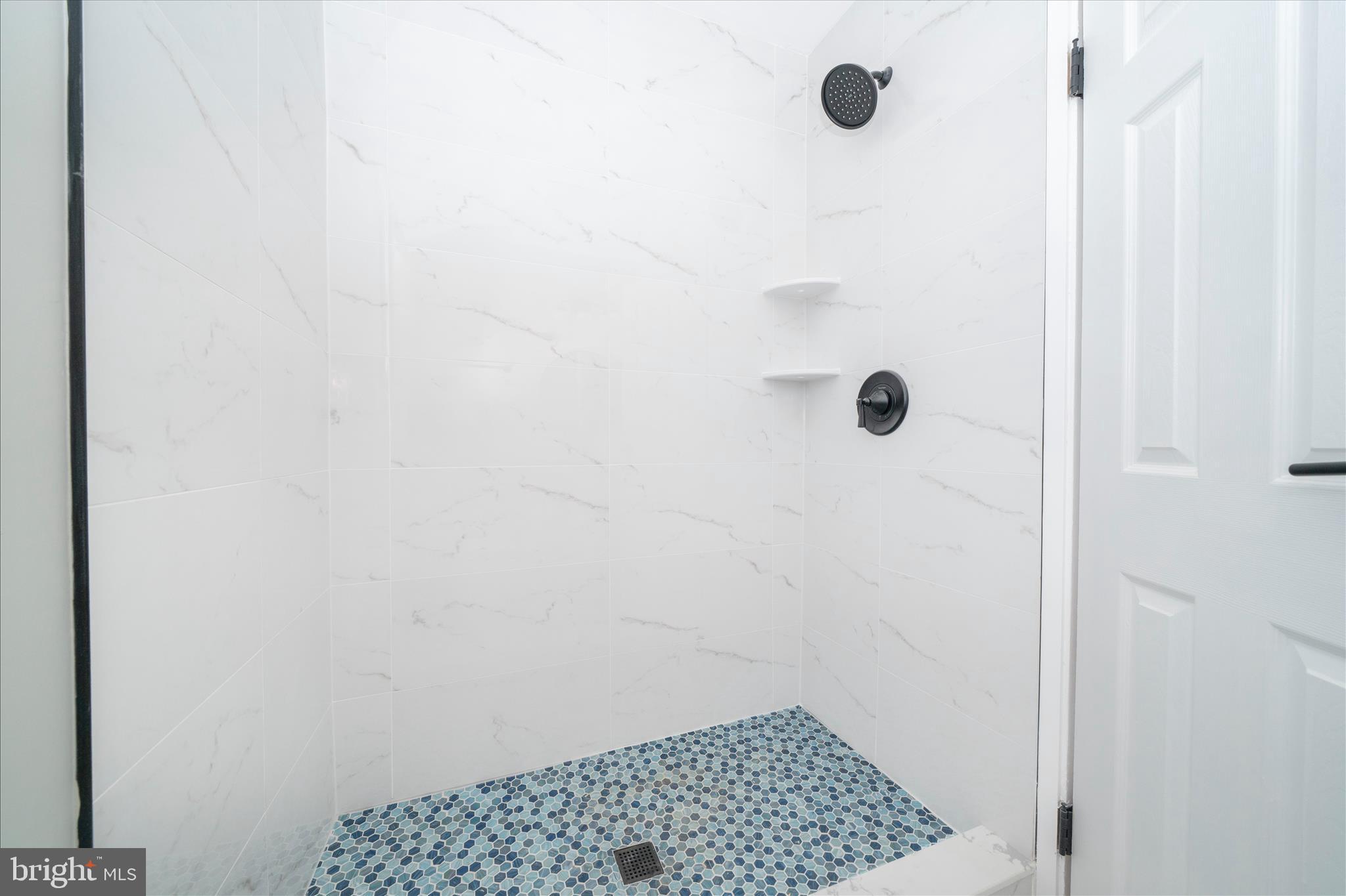 DUPONT VILLAGE - Residential