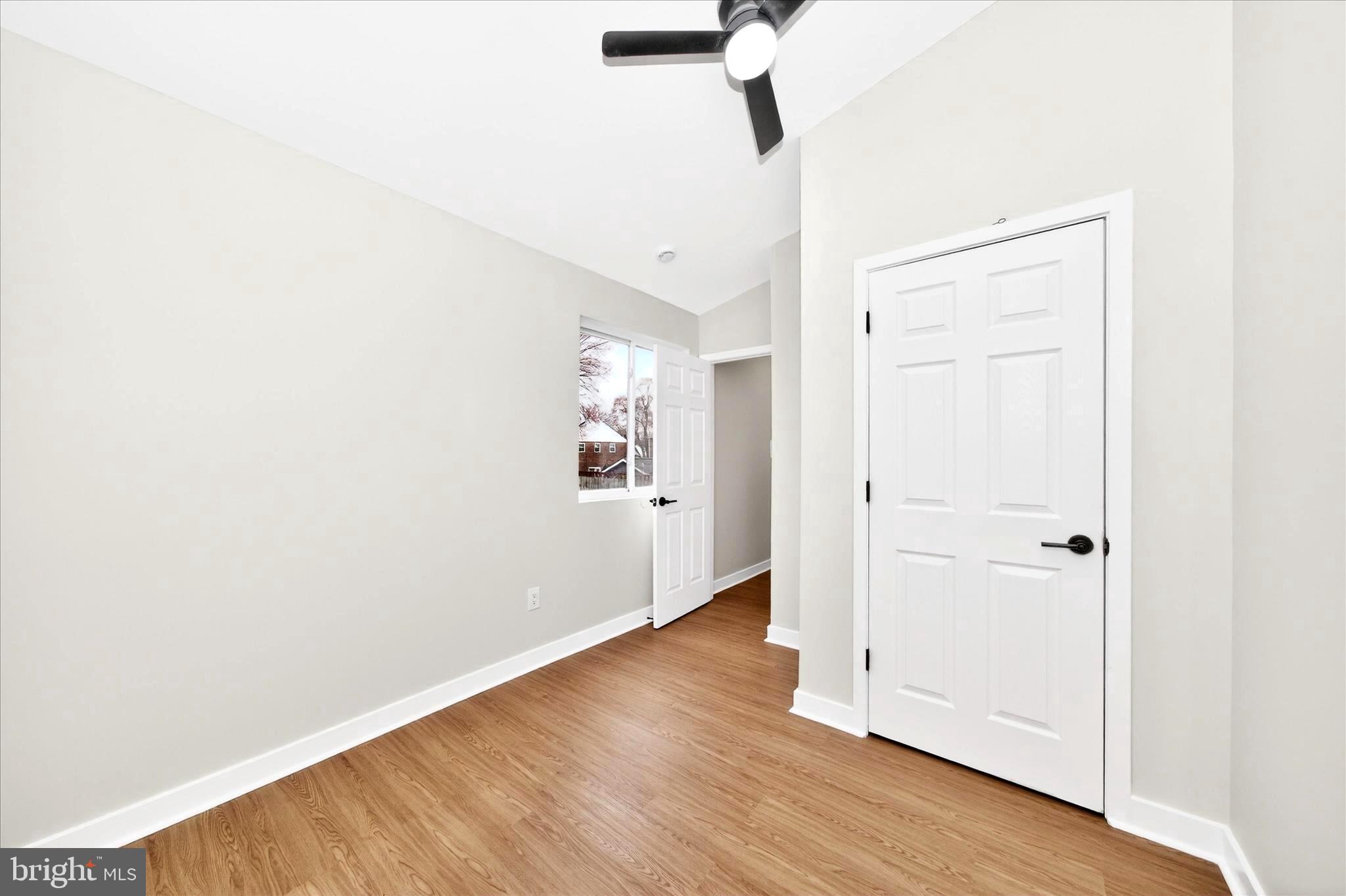 DUPONT VILLAGE - Residential