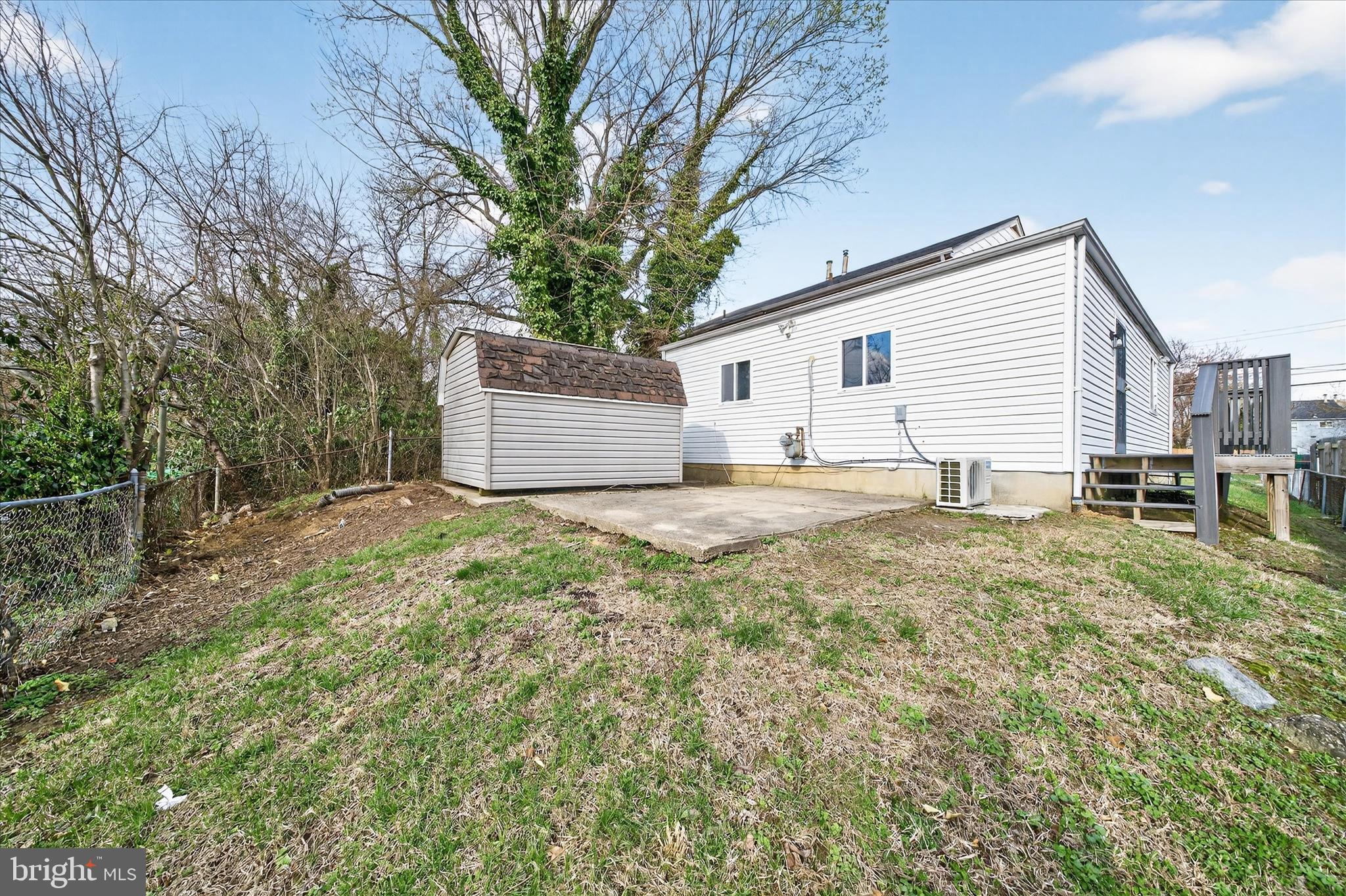 DUPONT VILLAGE - Residential