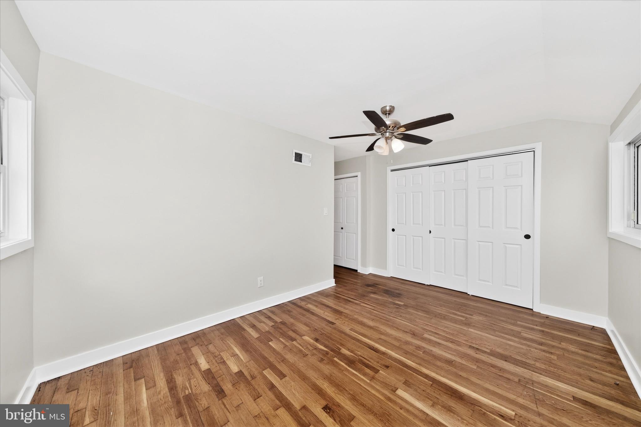 DUPONT VILLAGE - Residential