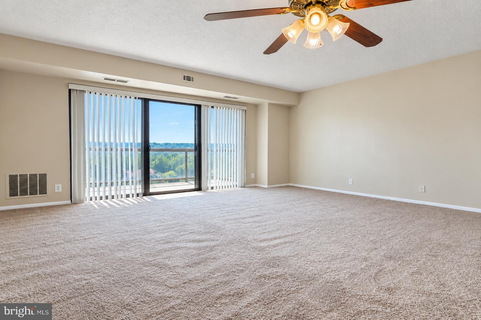205 YOAKUM PARKWAY 801