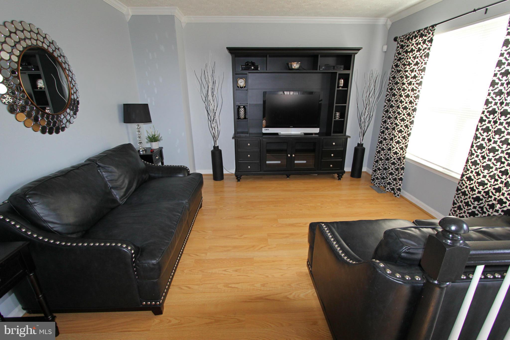 WOODLAND MANOR - Residential