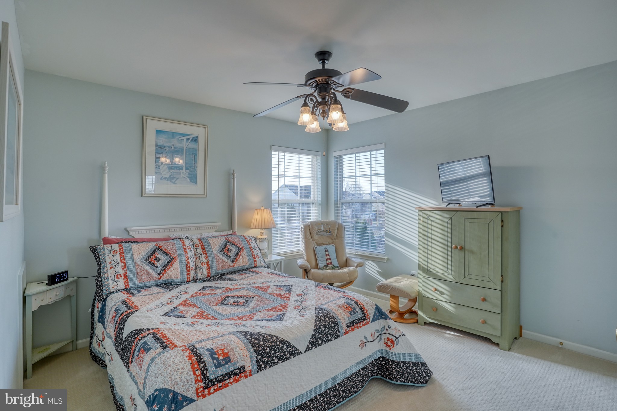 THE LEGENDS - Residential