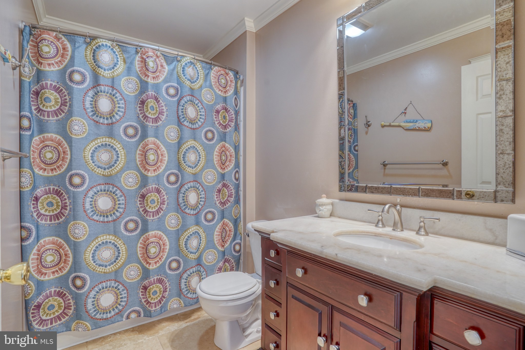 THE LEGENDS - Residential