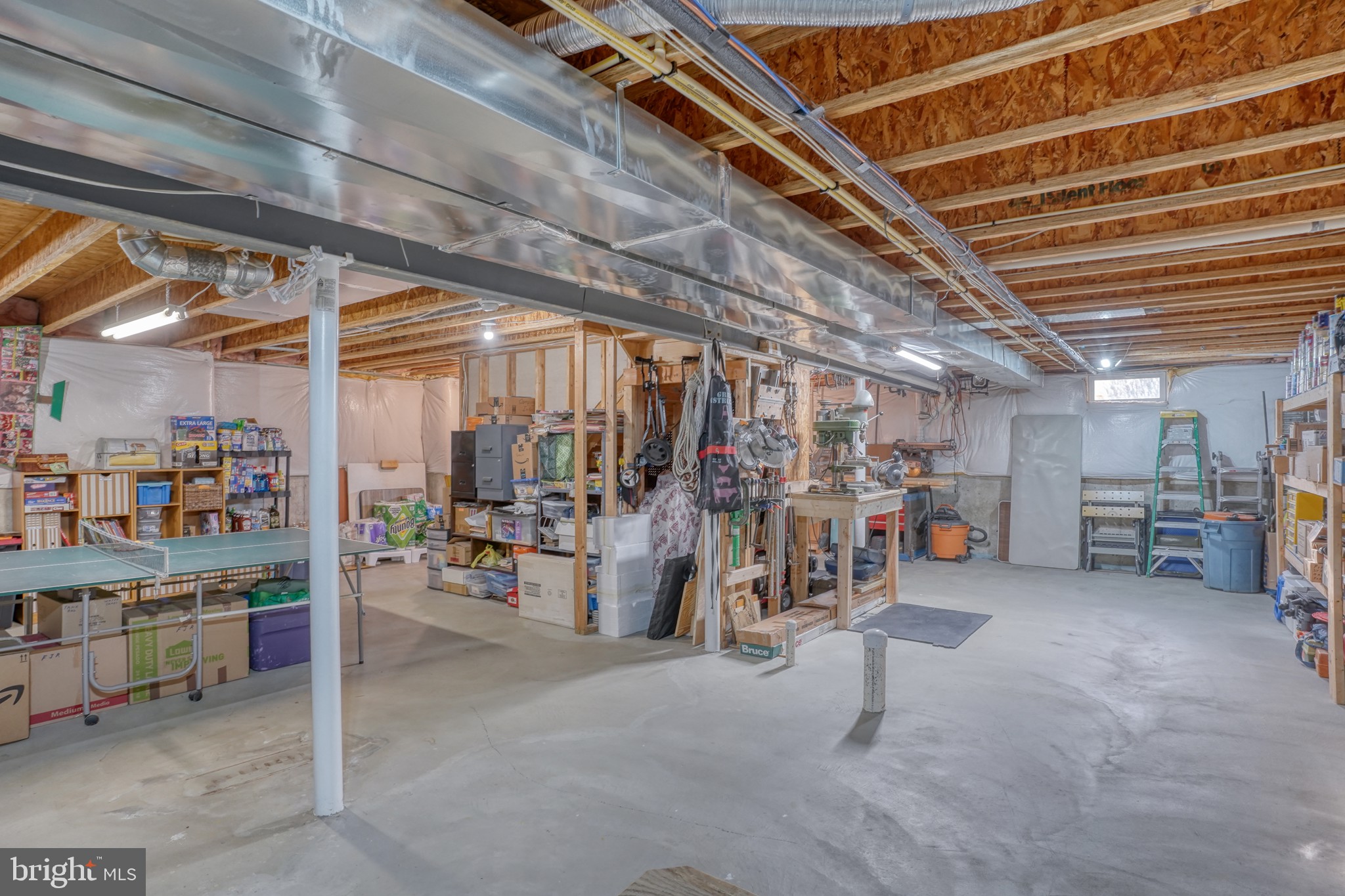 THE LEGENDS - Residential