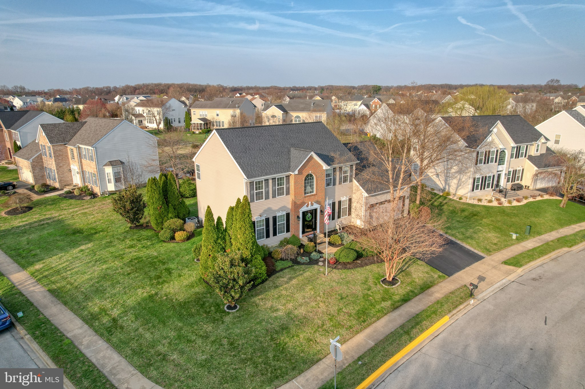 THE LEGENDS - Residential