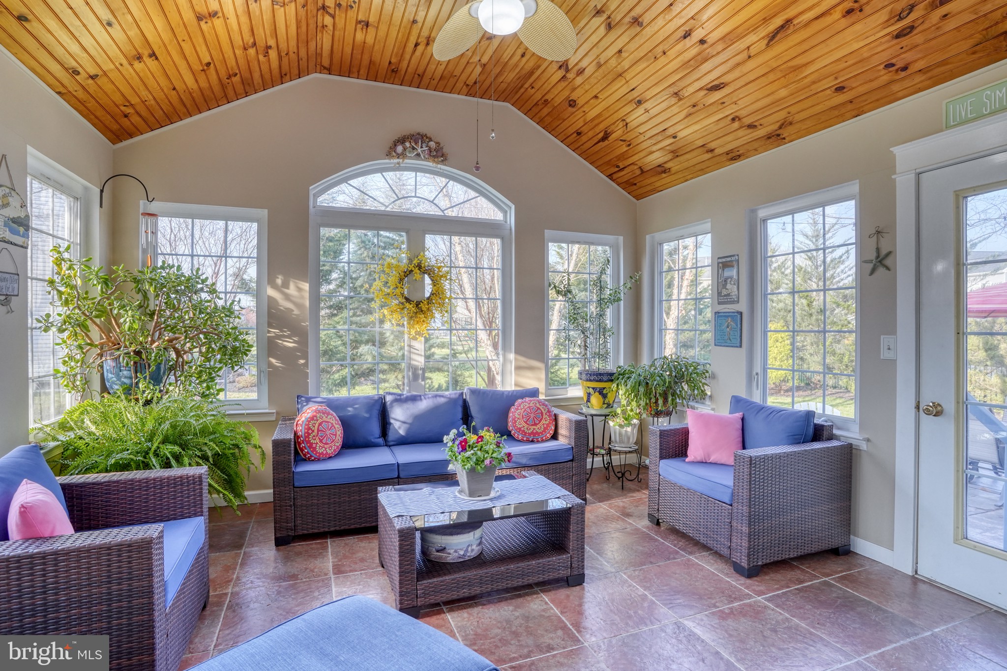 THE LEGENDS - Residential