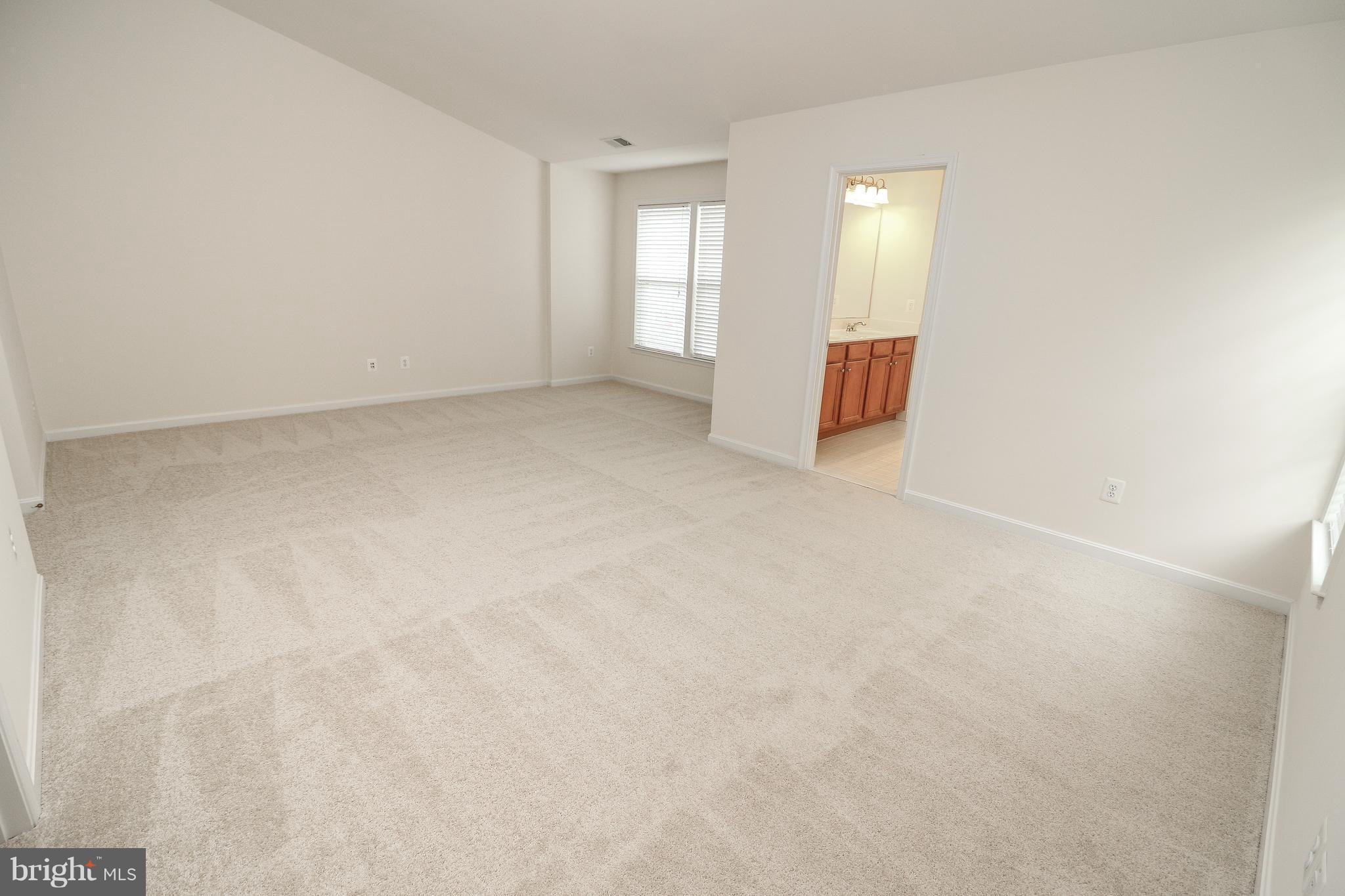 BROADLANDS SOUTH - Residential