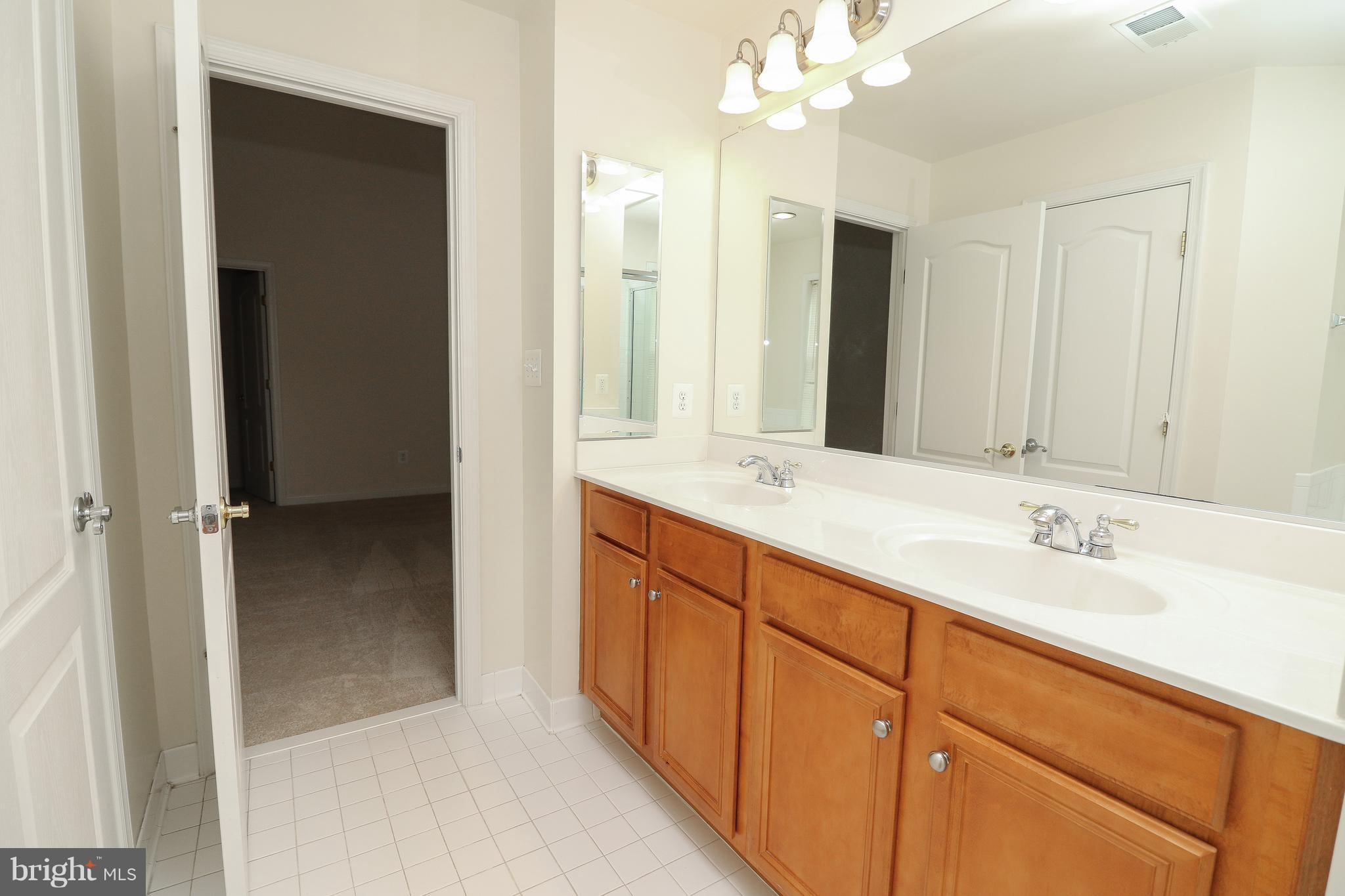 BROADLANDS SOUTH - Residential