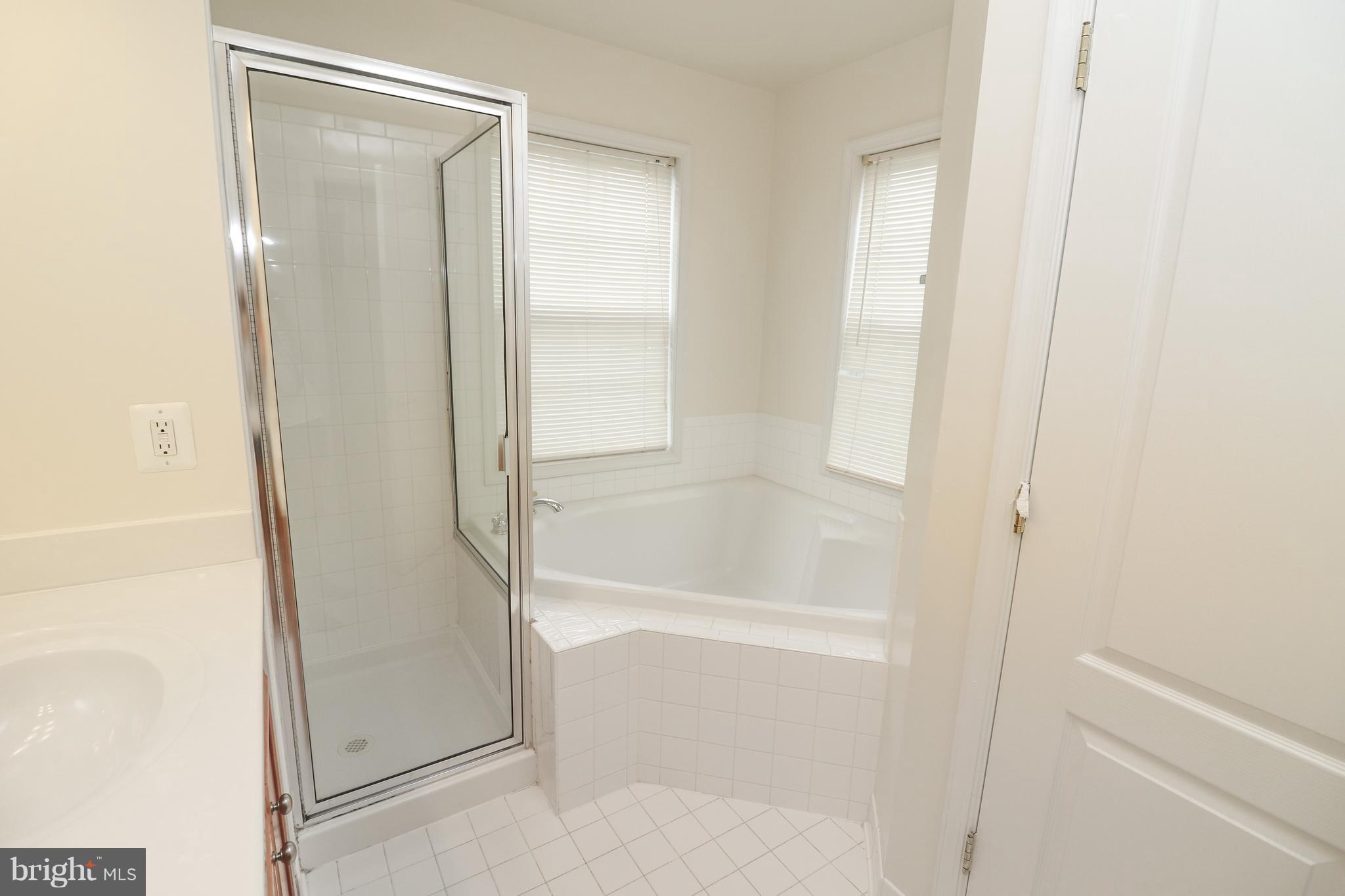 BROADLANDS SOUTH - Residential