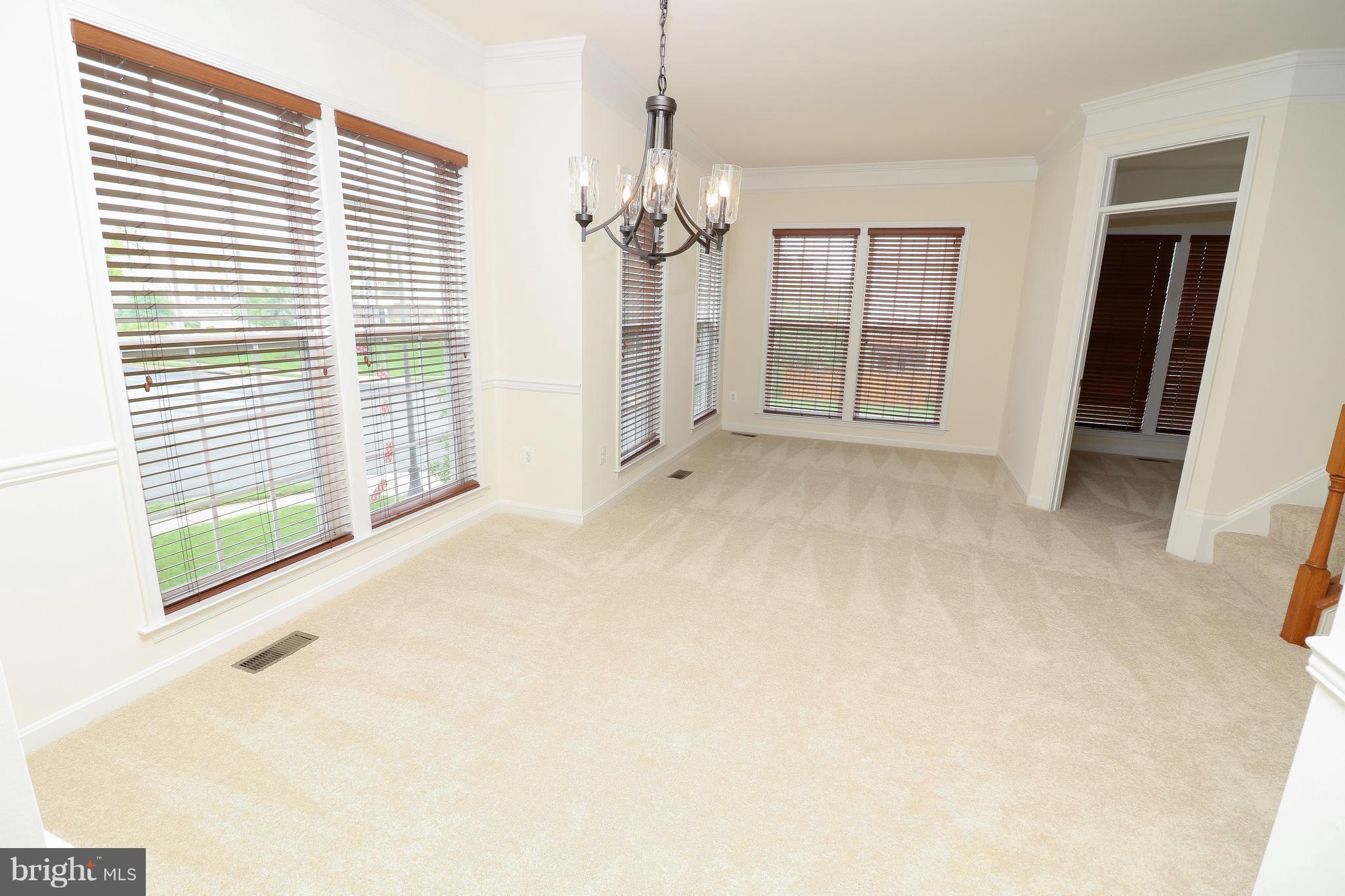 BROADLANDS SOUTH - Residential