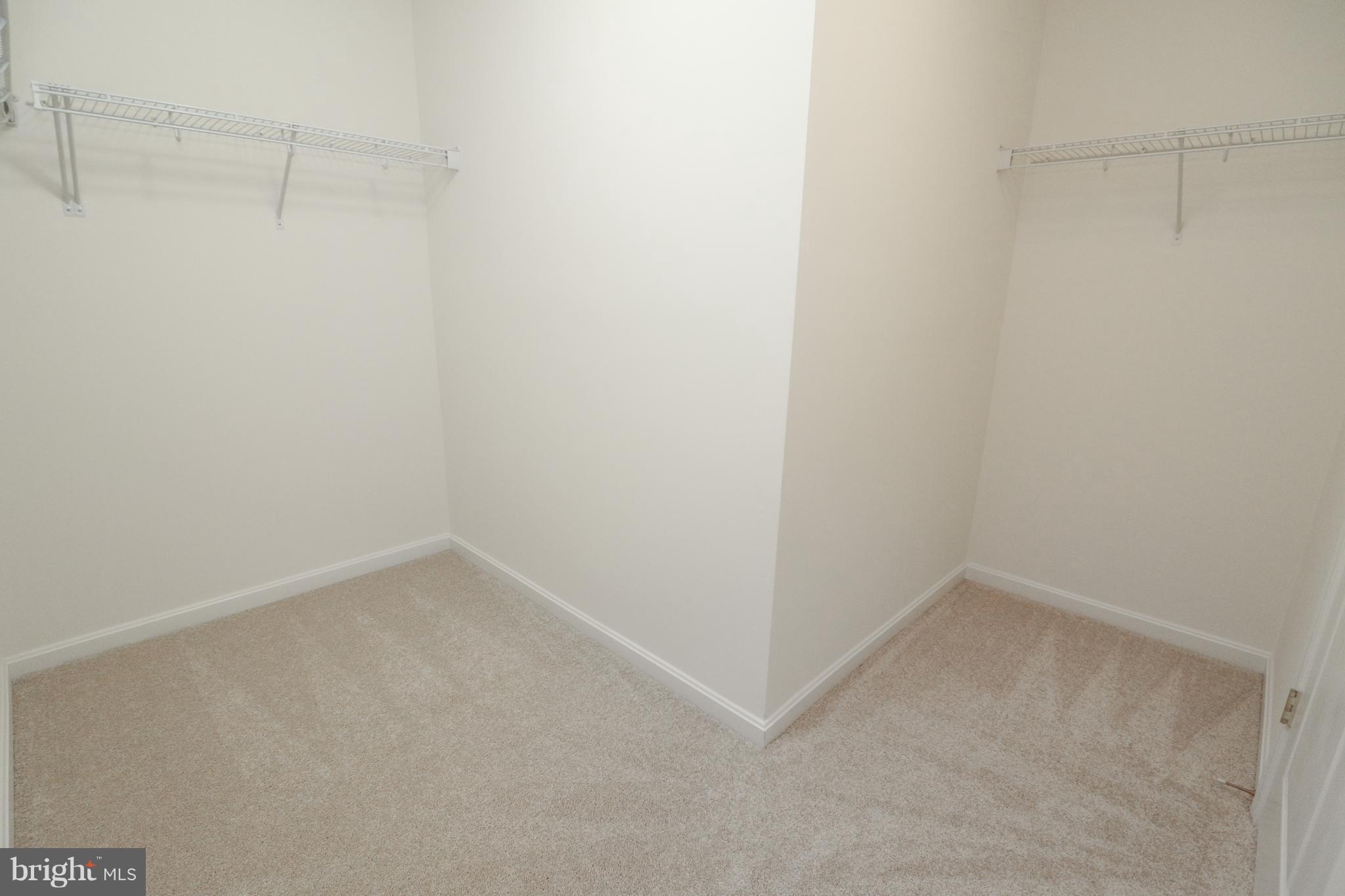 BROADLANDS SOUTH - Residential