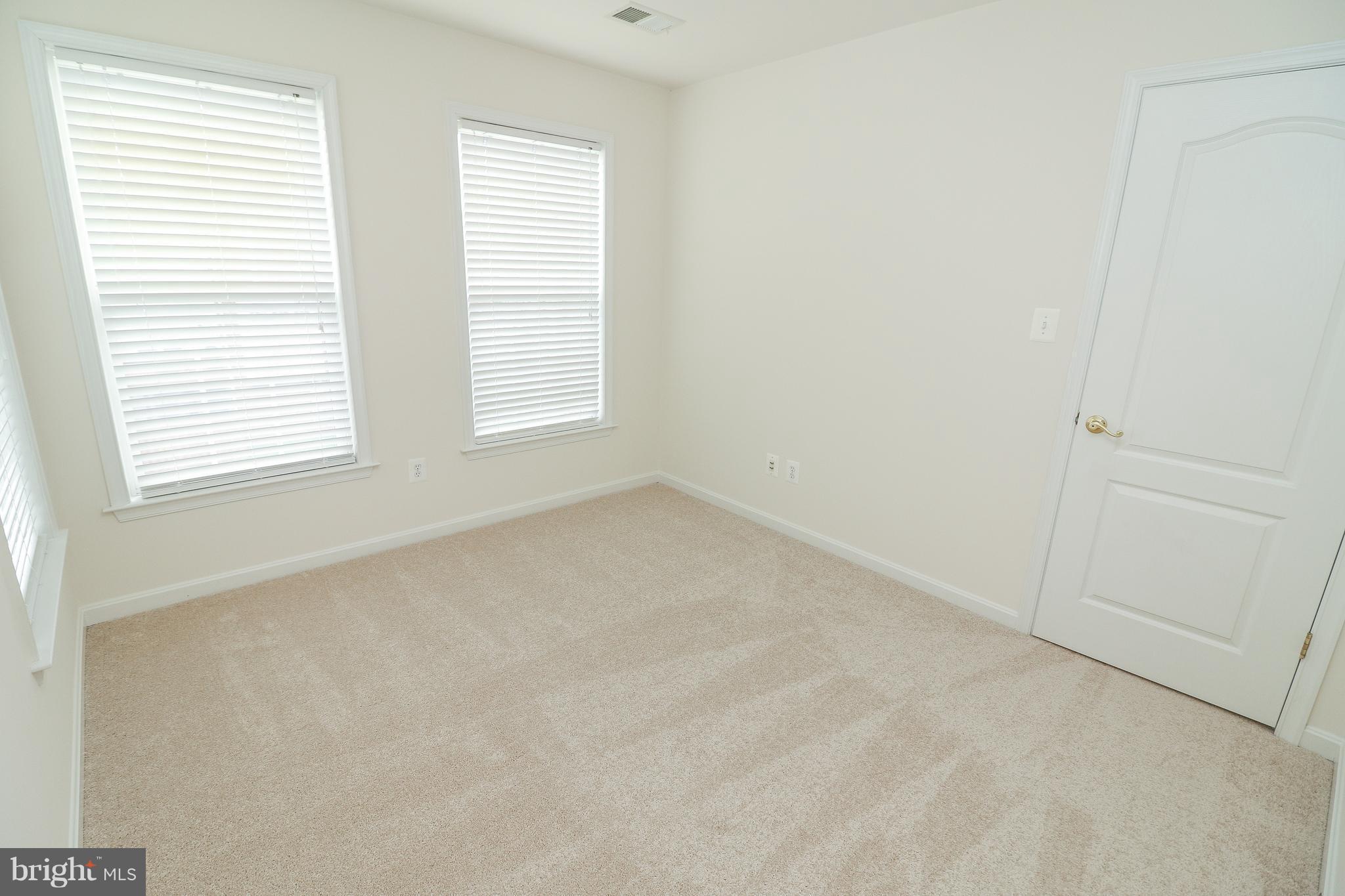 BROADLANDS SOUTH - Residential