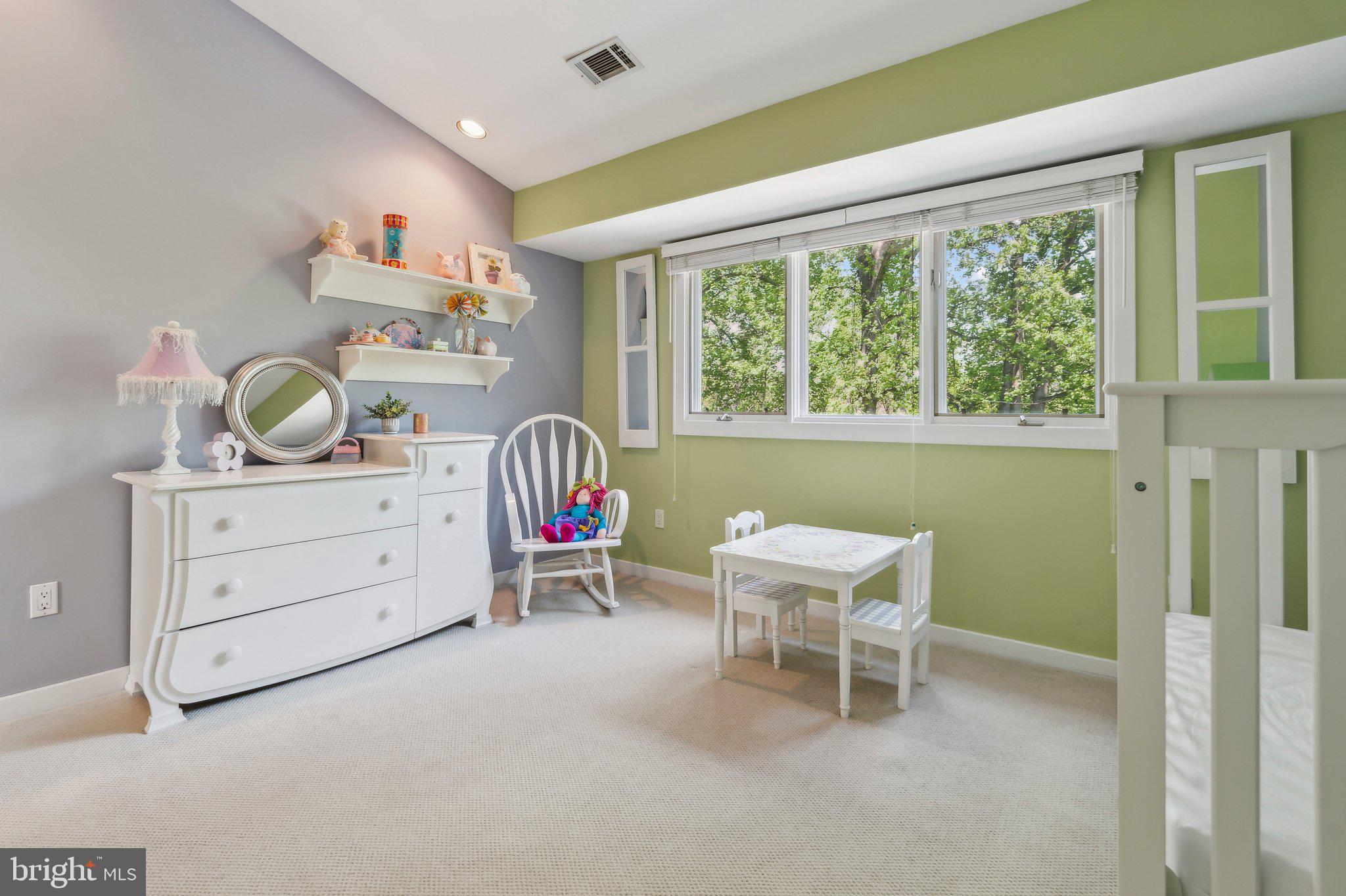 GLEN HILLS - Residential