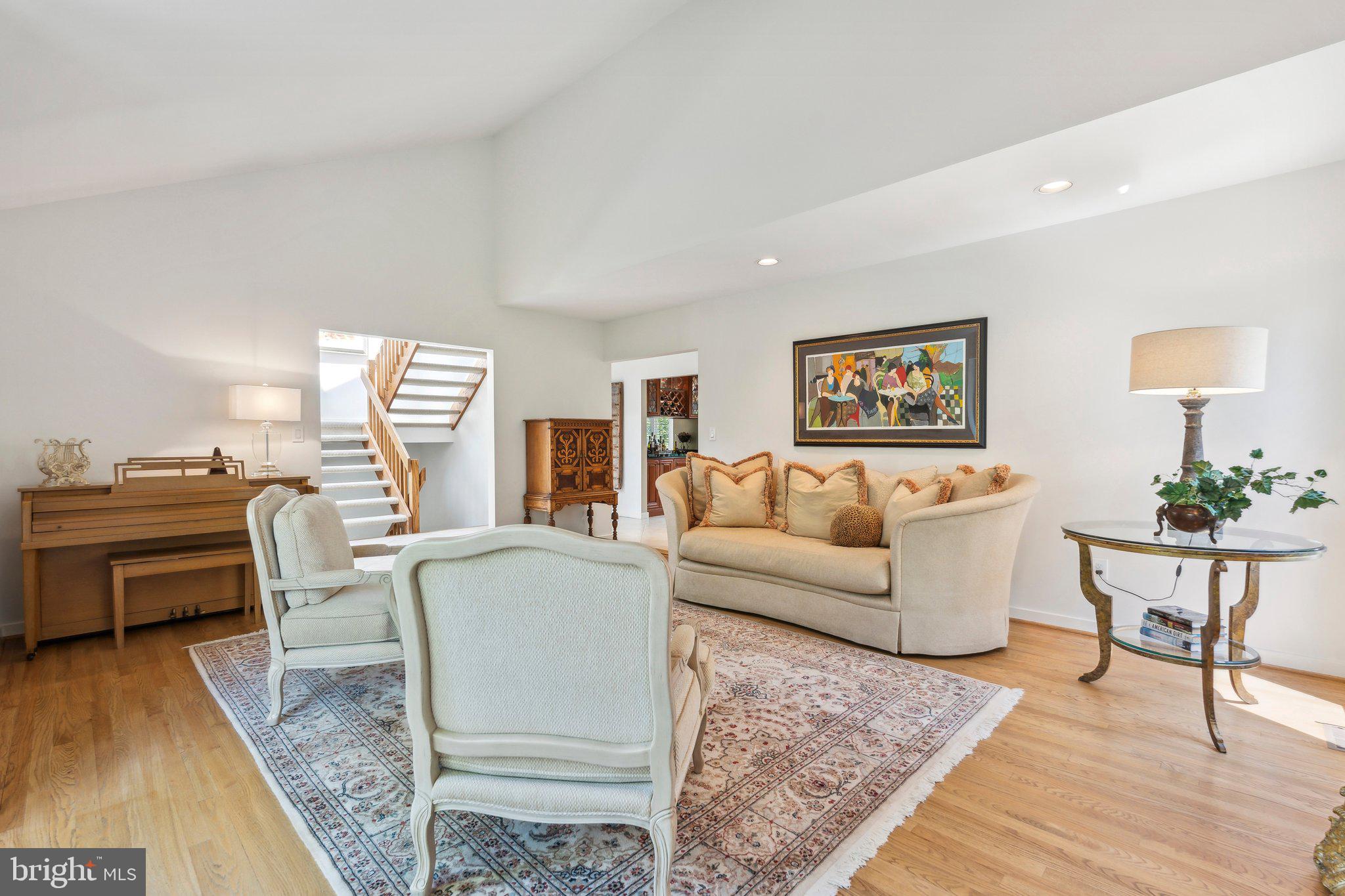 GLEN HILLS - Residential