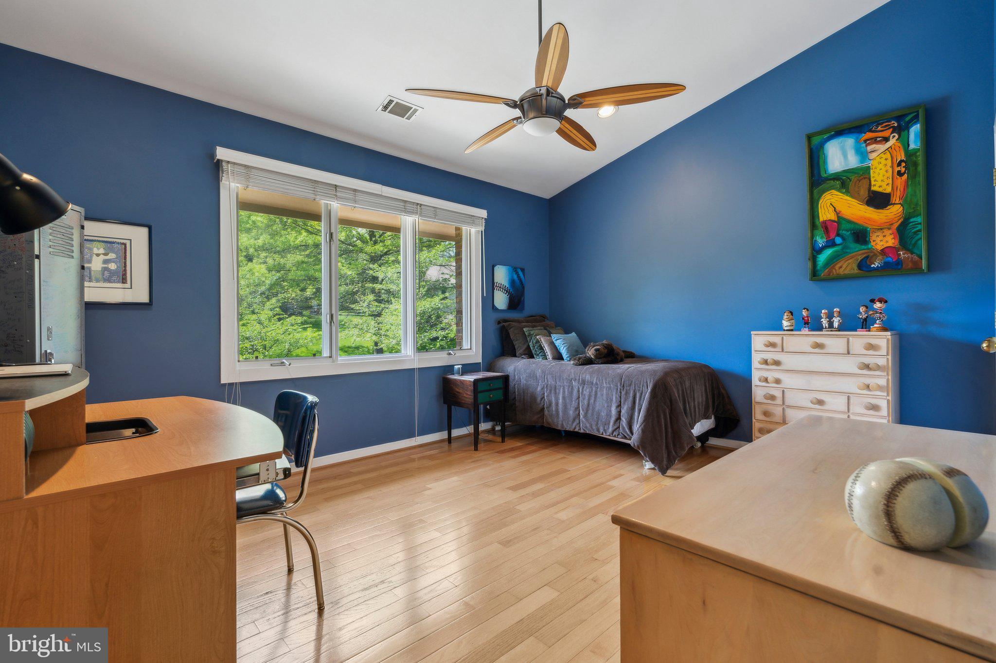 GLEN HILLS - Residential