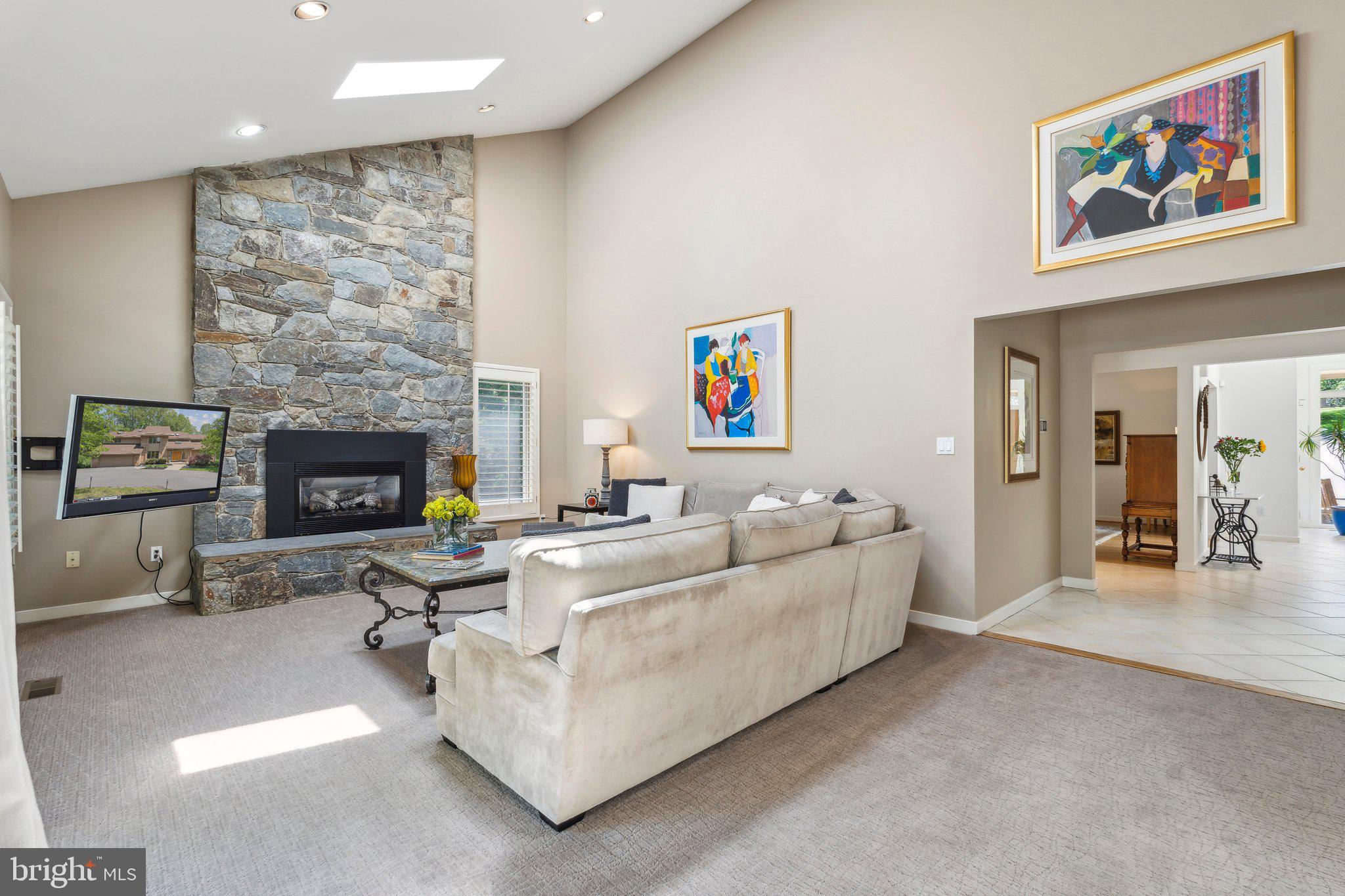 GLEN HILLS - Residential