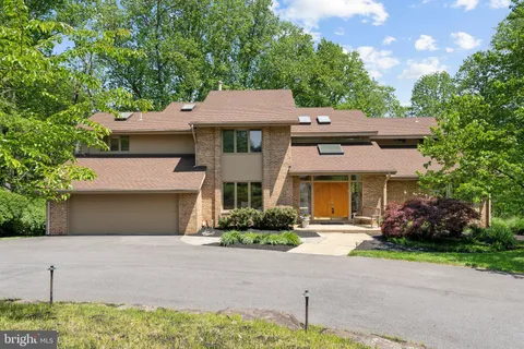 6 Monterra Court, Rockville, MD 20850 - MLS#: MDMC2177568