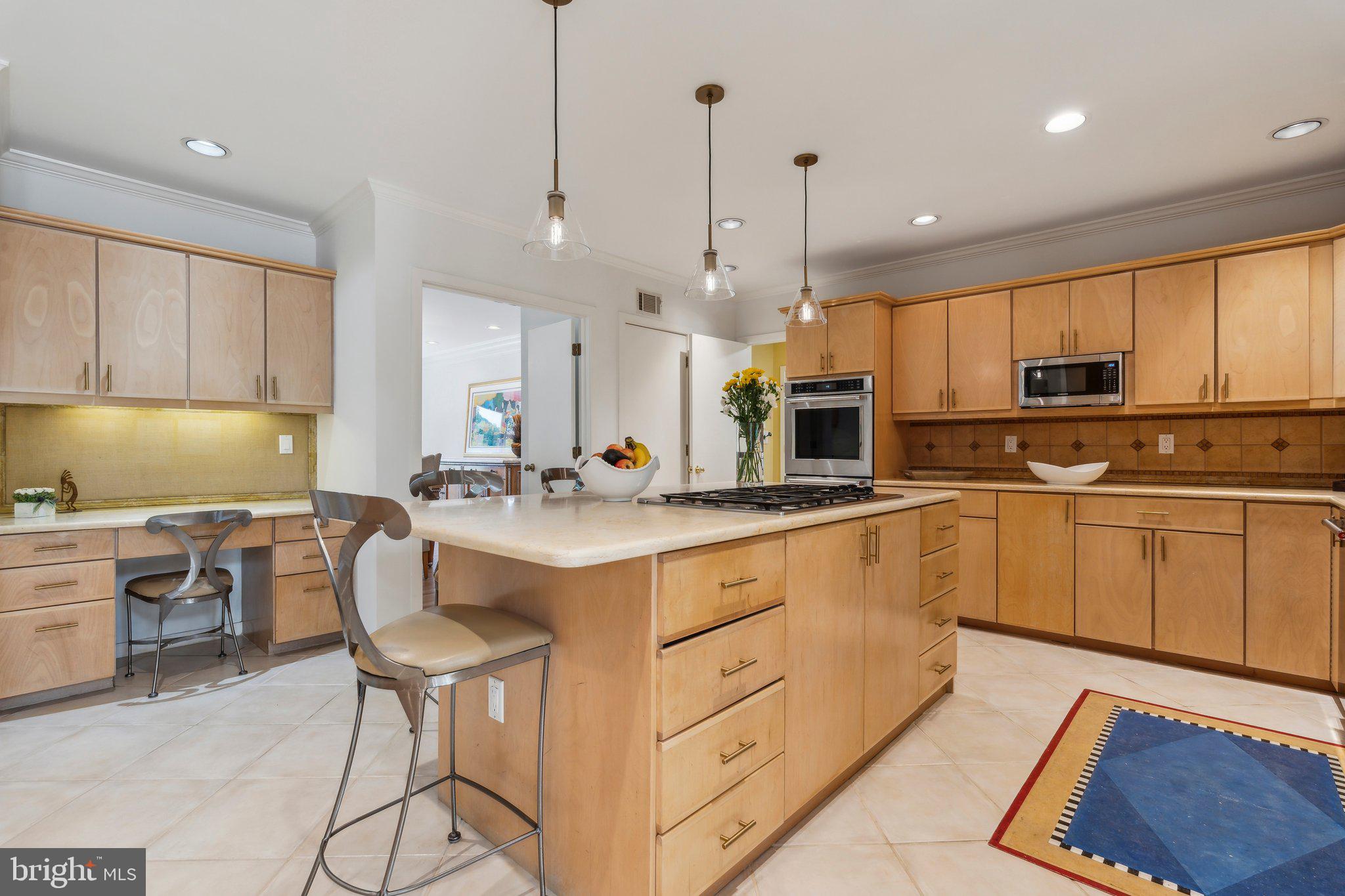 GLEN HILLS - Residential