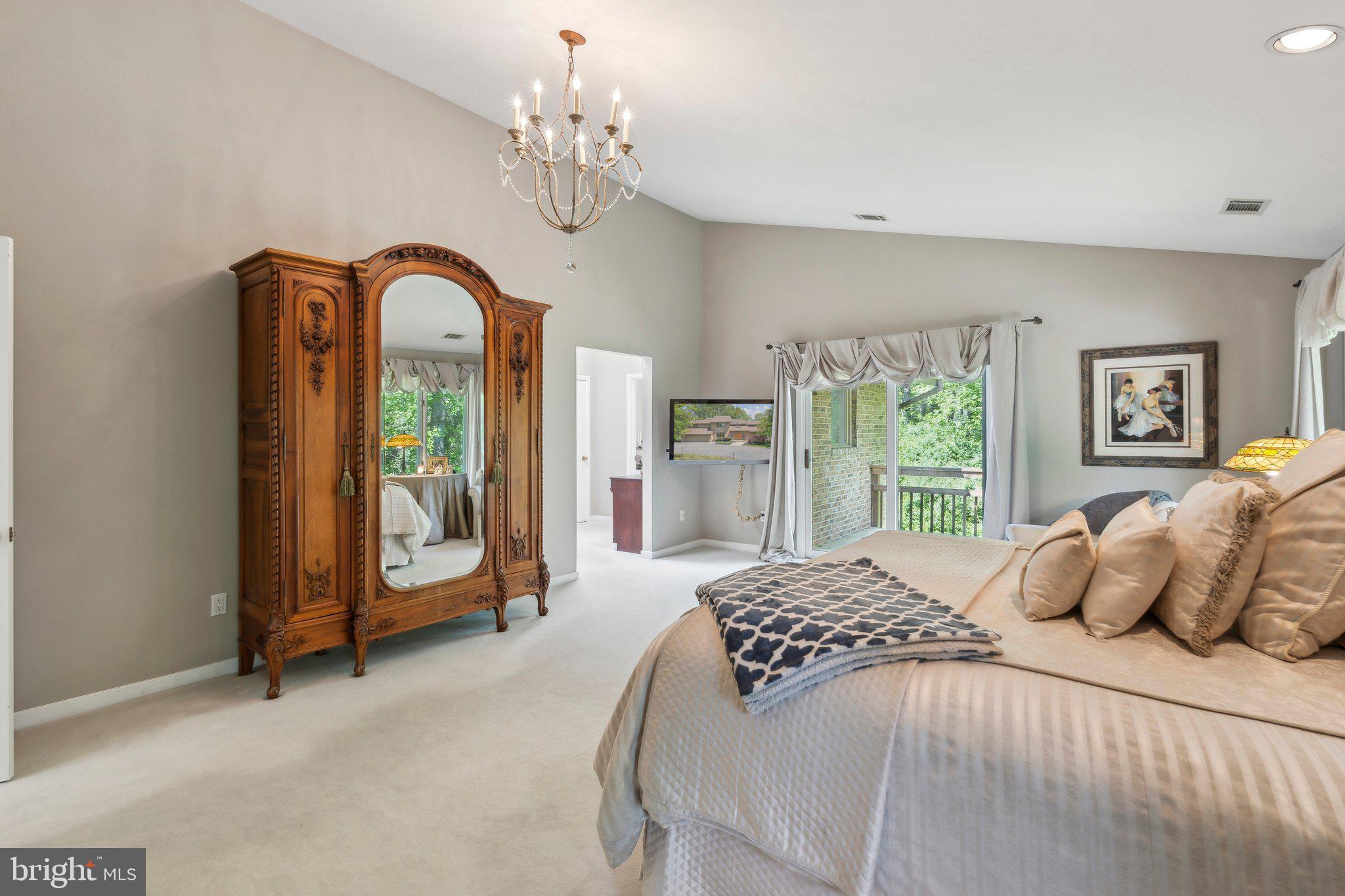 GLEN HILLS - Residential