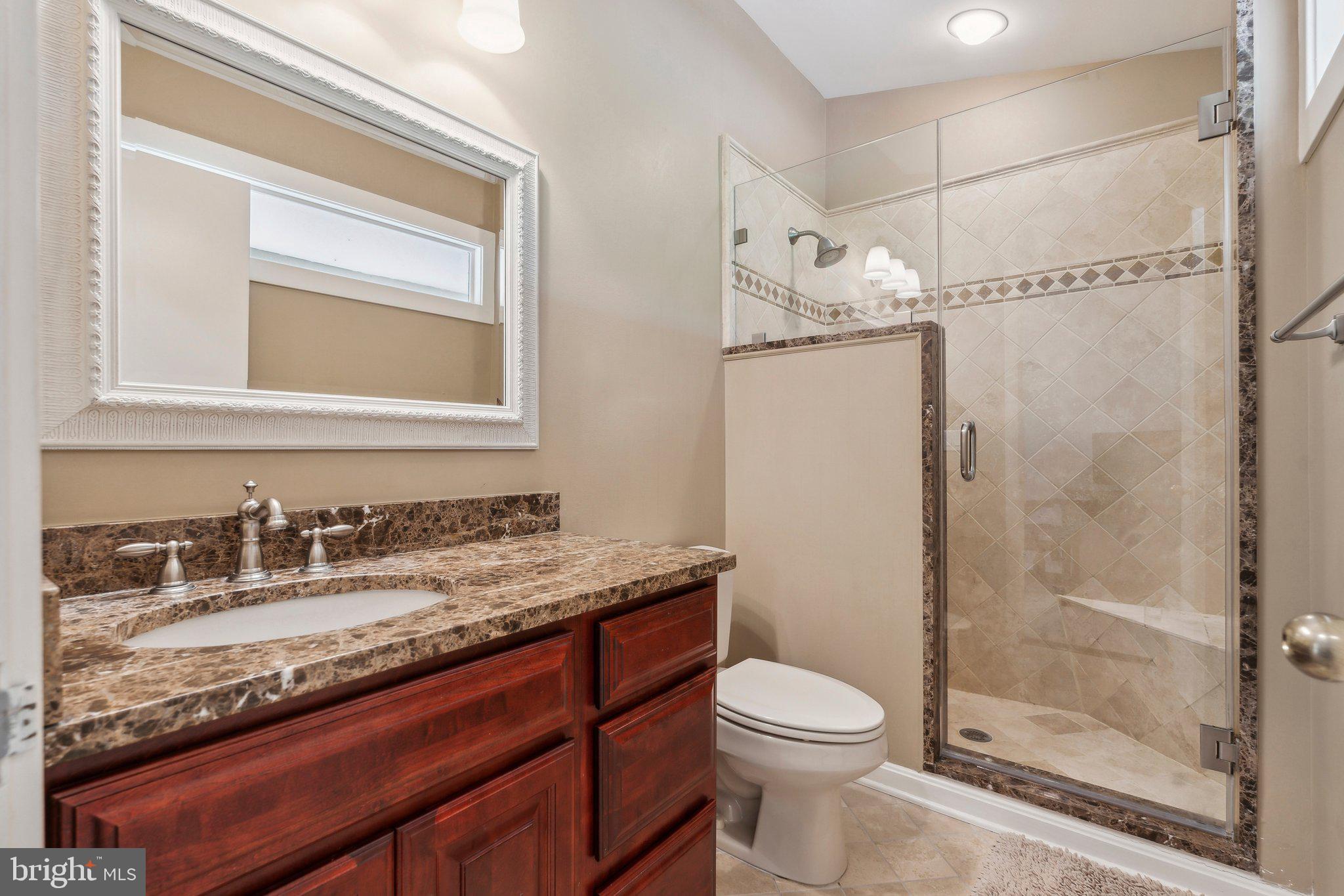 GLEN HILLS - Residential