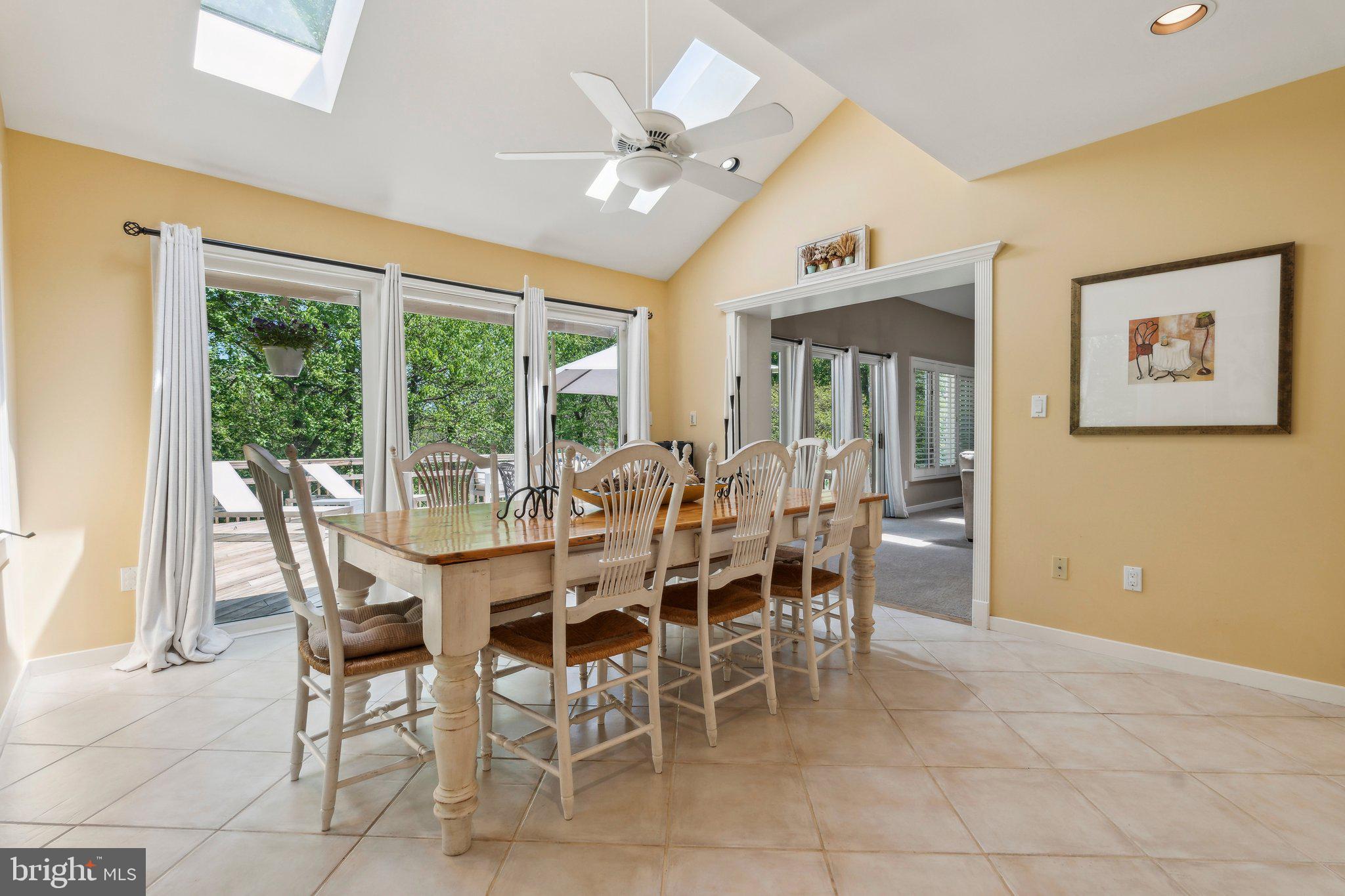 GLEN HILLS - Residential