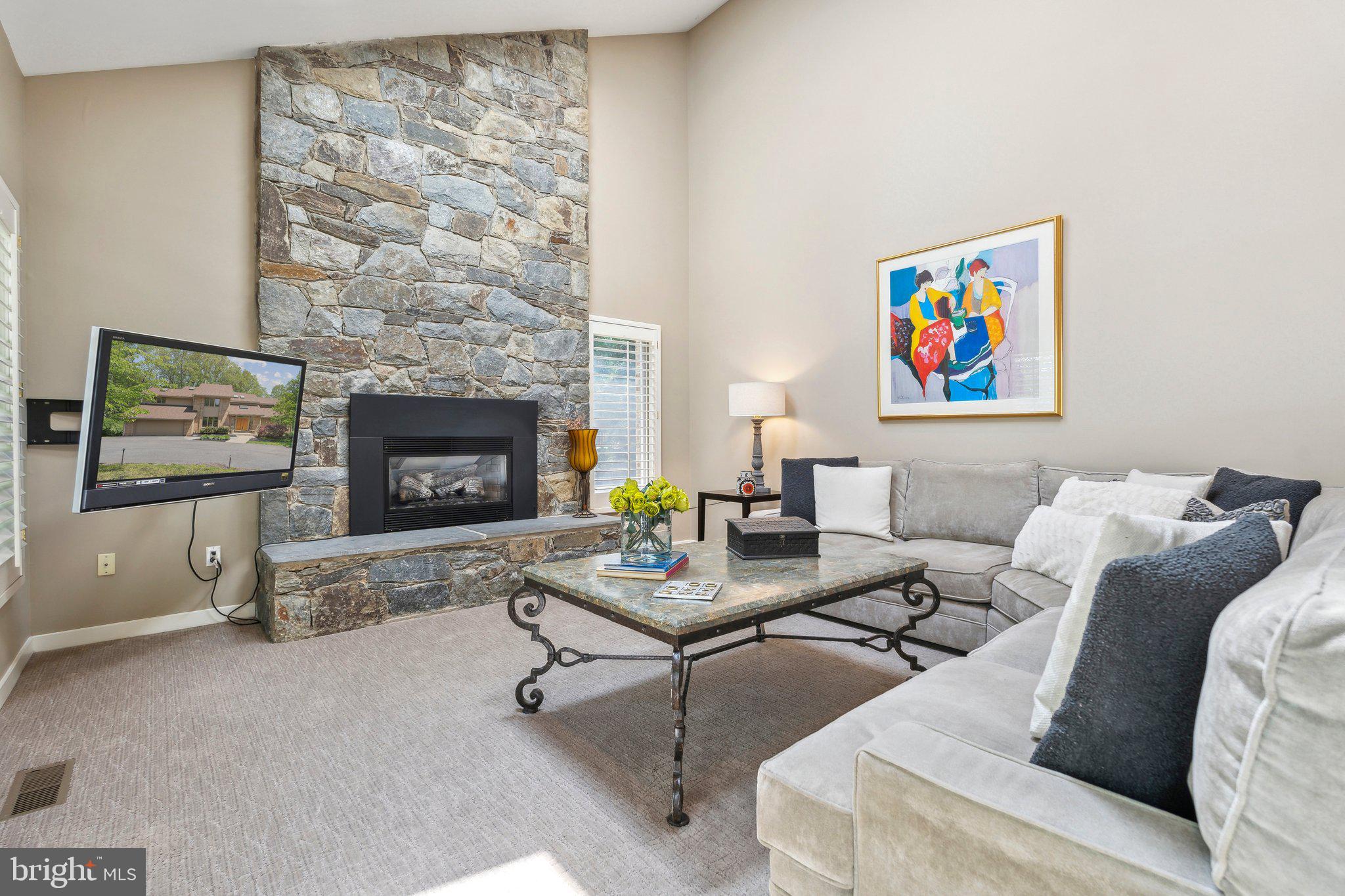 GLEN HILLS - Residential