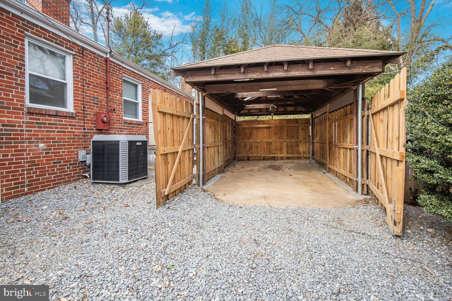 SOUTH FOUR CORNERS - Residential