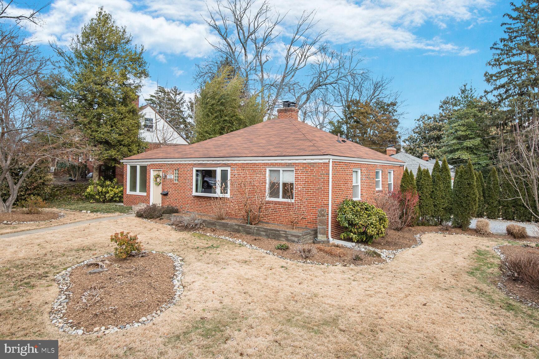 SOUTH FOUR CORNERS - Residential