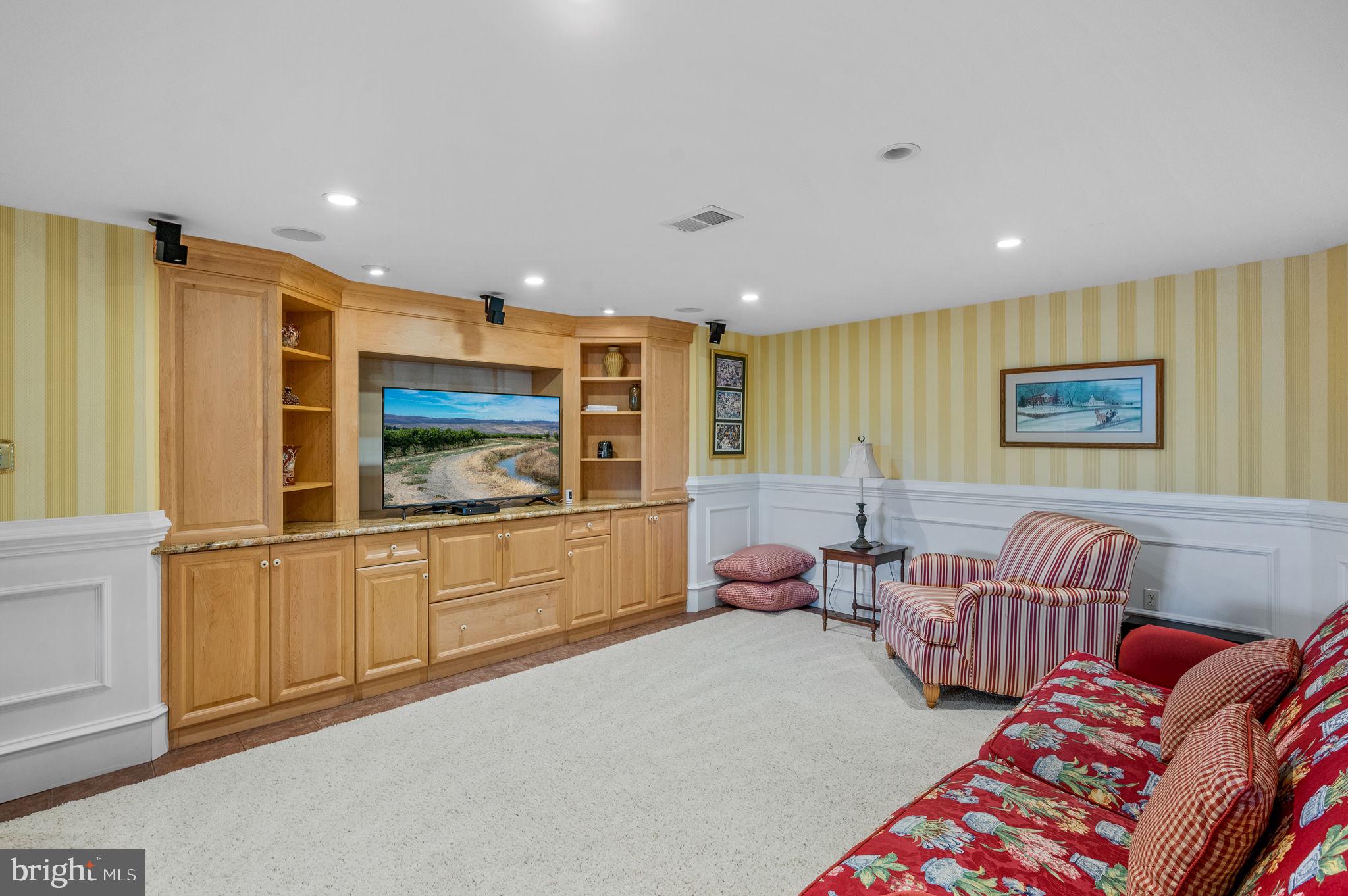 STEEPLECHASE - Residential