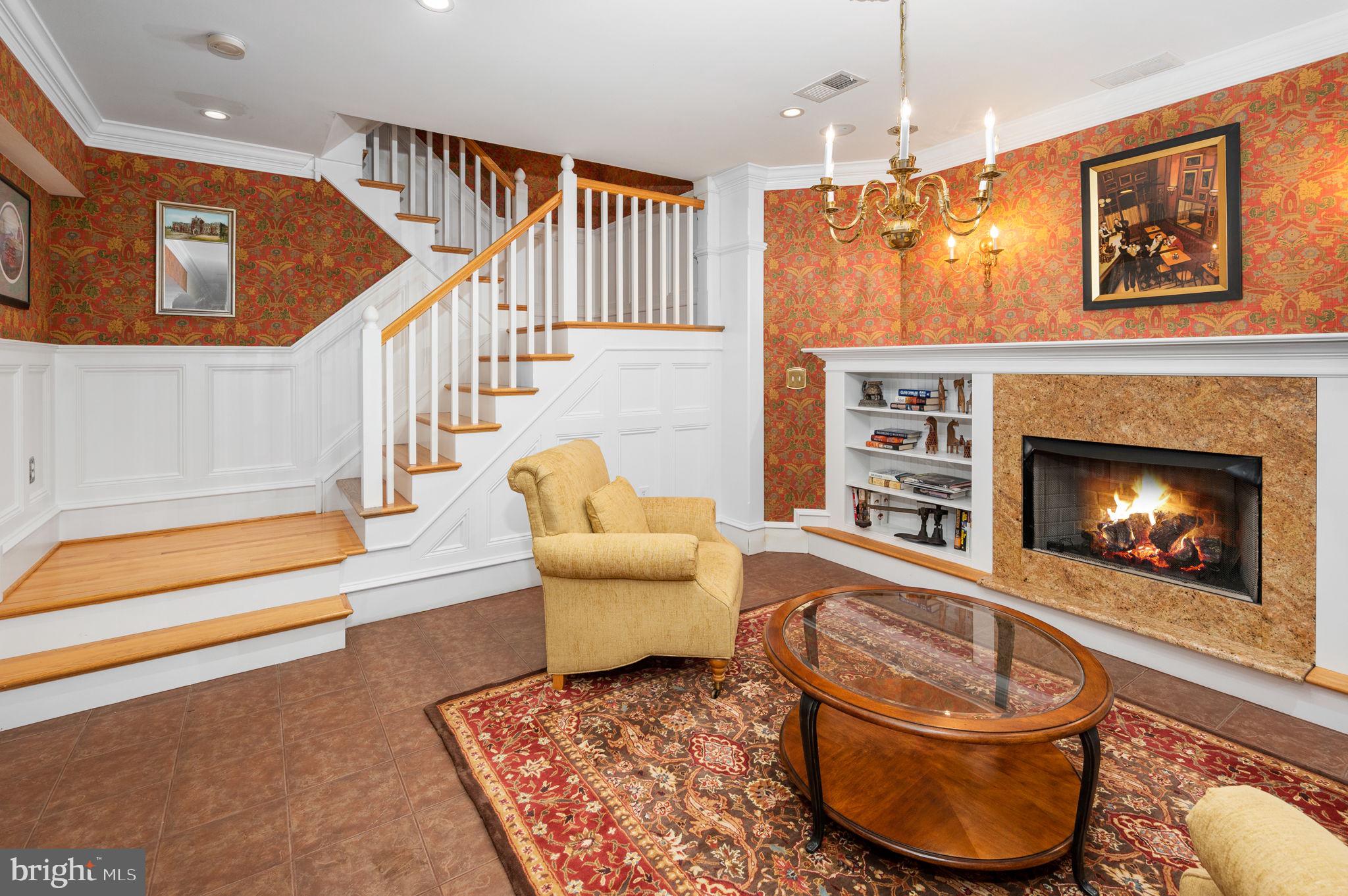 STEEPLECHASE - Residential