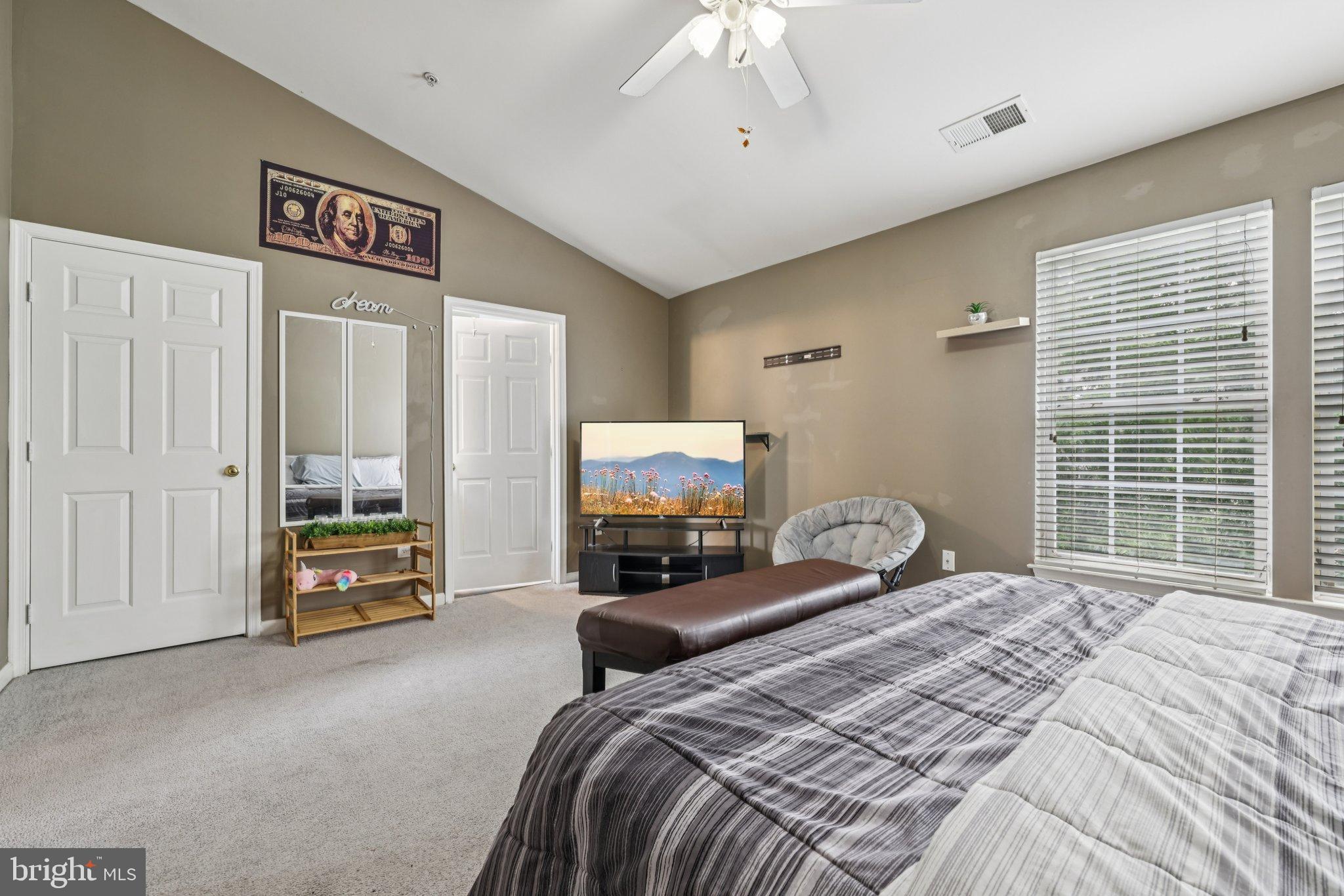 SEVEN OAKS - Residential Lease