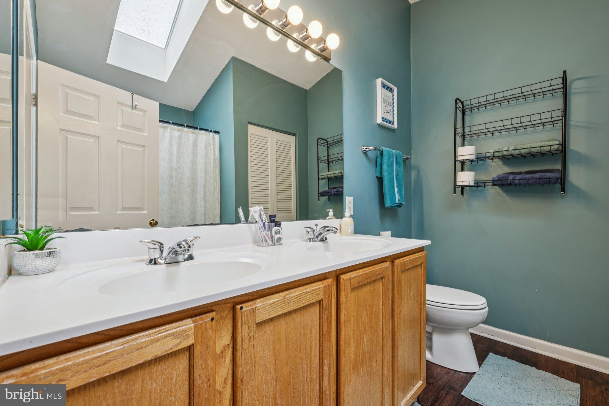 SEVEN OAKS - Residential Lease