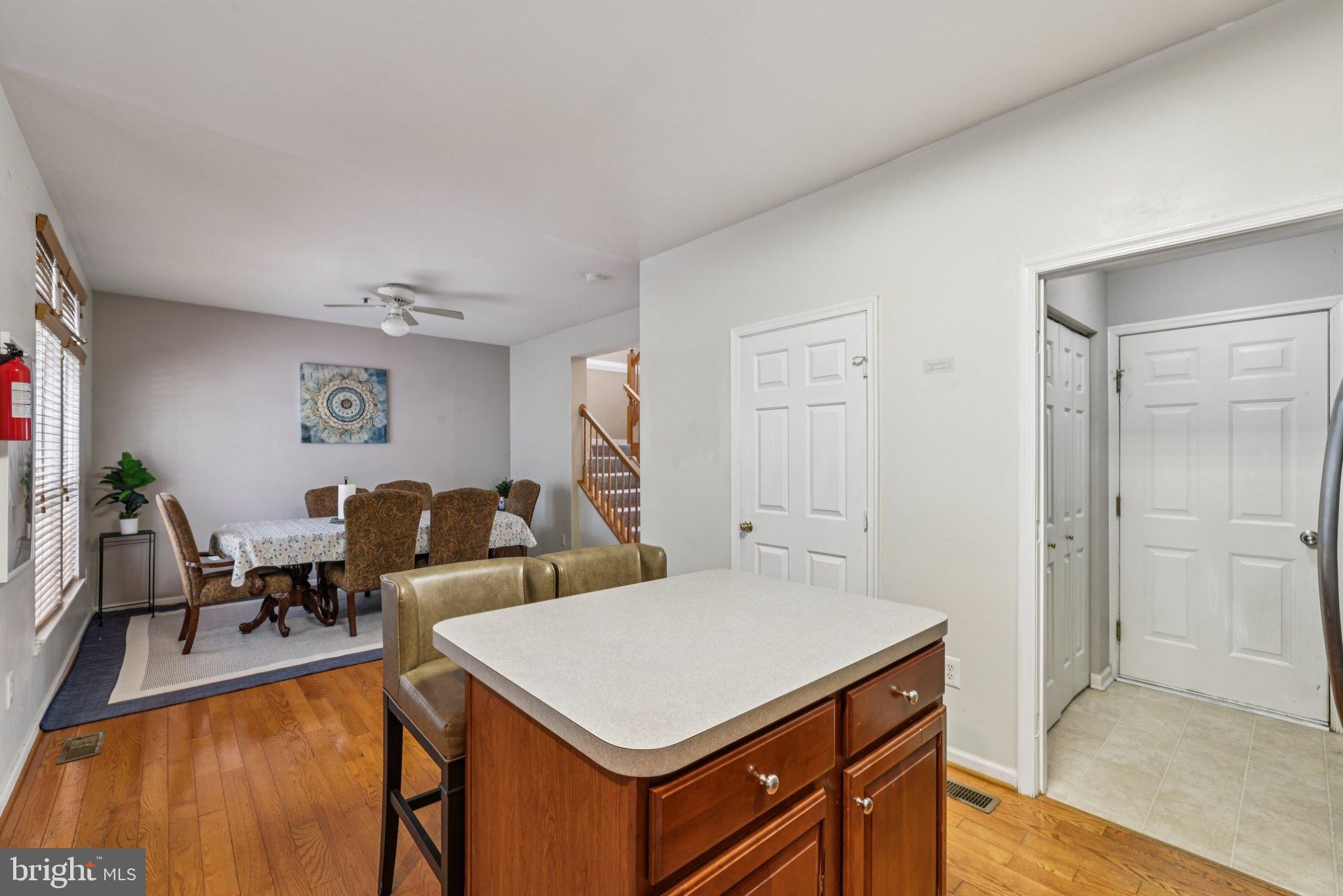 SEVEN OAKS - Residential Lease